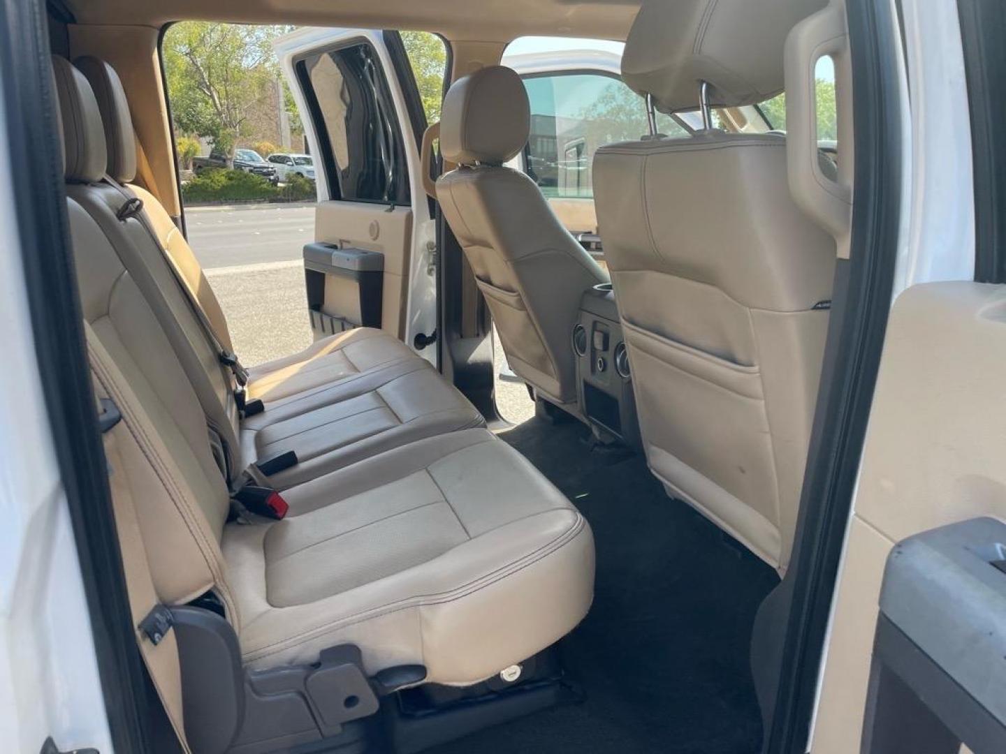 2014 Oxford White Ford F-250 Super Duty Lariat (1FT7W2BT5EE) with an 6.7L Power Stroke 6.7L Biodiesel Turbo V8 400hp 800ft. lbs. Common Rail Direct Injection engine, 6-Speed Shiftable Automatic transmission, located at 800 Riverside Ave, Roseville, CA, 95678, (916) 773-4549, 38.732265, -121.291039 - DIESEL CREW CAB 4X4 LARIAT CLEAN CARFAX - Photo#13