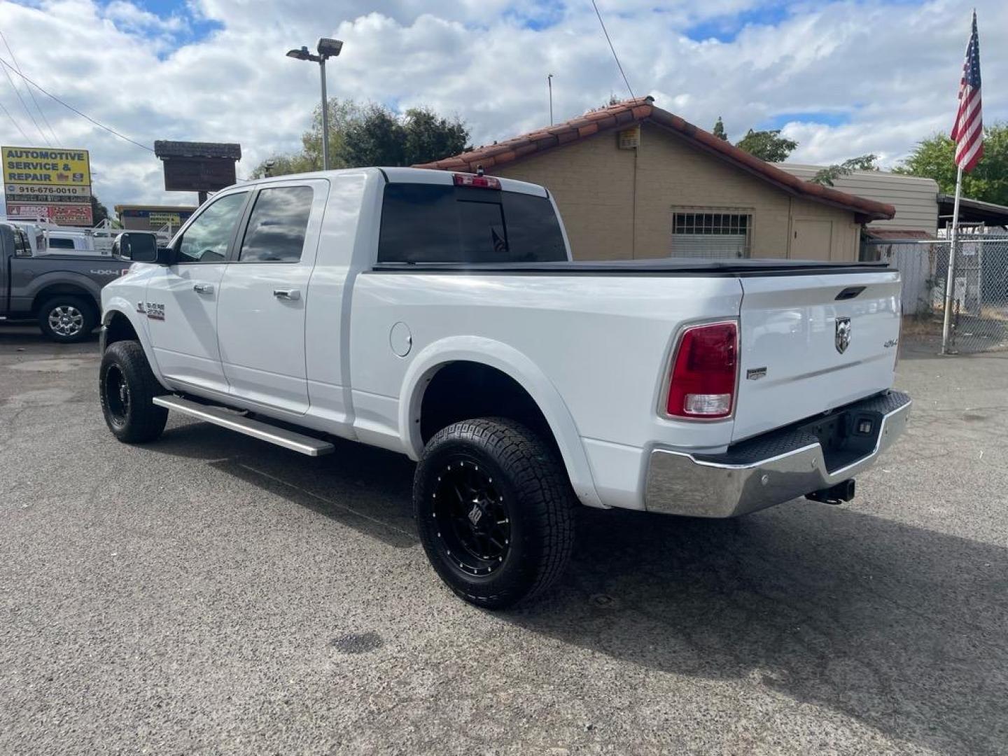 2017 Bright White Clear Coat RAM 2500 Laramie (3C6UR5NL6HG) with an 6.7L Cummins 6.7L Diesel Turbo I6 350hp 660ft. lbs. Common Rail Direct Injection engine, Automatic transmission, located at 800 Riverside Ave, Roseville, CA, 95678, (916) 773-4549, 38.732265, -121.291039 - CUMMINS DIESEL MEGA CAB 4X4 LARAMIE CLEAN CARFAX - Photo#2