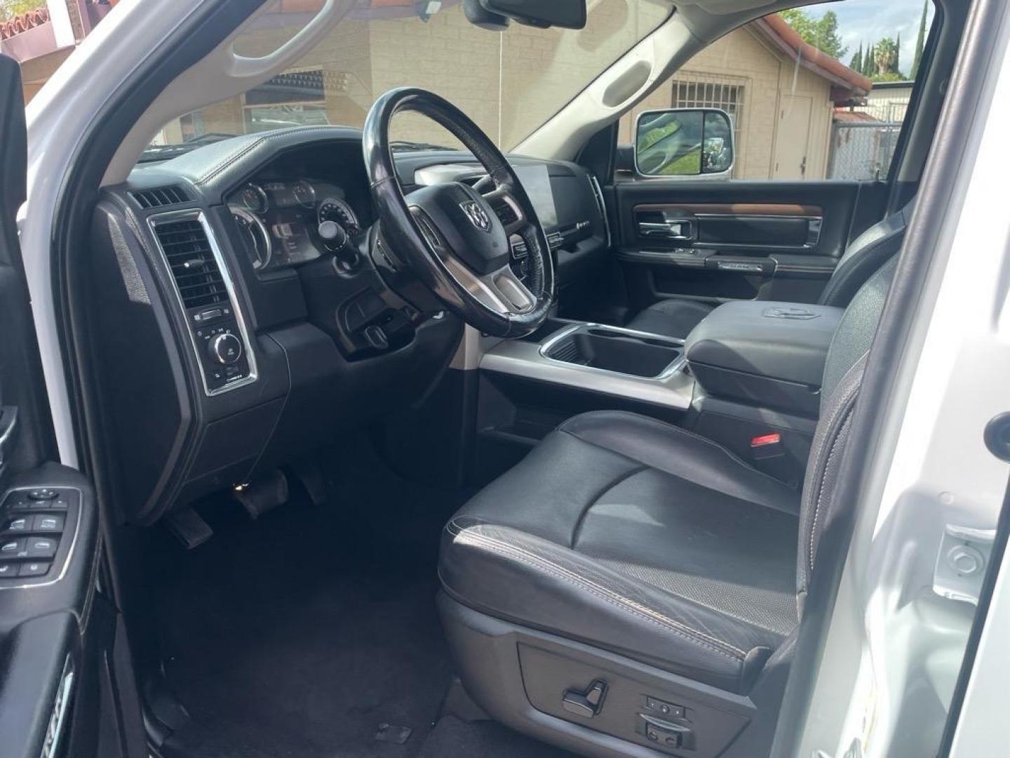 2017 Bright White Clear Coat RAM 2500 Laramie (3C6UR5NL6HG) with an 6.7L Cummins 6.7L Diesel Turbo I6 350hp 660ft. lbs. Common Rail Direct Injection engine, Automatic transmission, located at 800 Riverside Ave, Roseville, CA, 95678, (916) 773-4549, 38.732265, -121.291039 - CUMMINS DIESEL MEGA CAB 4X4 LARAMIE CLEAN CARFAX - Photo#10