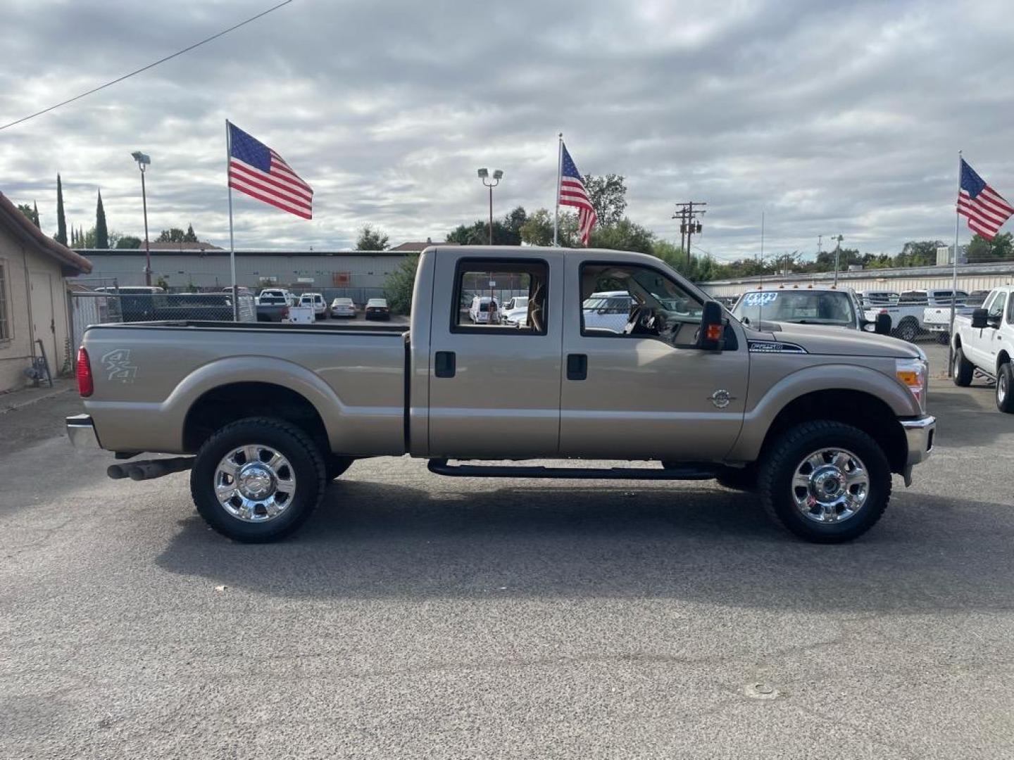 2013 Pale Adobe Metallic Ford F-250 Super Duty XLT (1FT7W2BT1DE) with an 6.7L Power Stroke 6.7L Biodiesel Turbo V8 400hp 800ft. lbs. Common Rail Direct Injection engine, 6-Speed Shiftable Automatic transmission, located at 800 Riverside Ave, Roseville, CA, 95678, (916) 773-4549, 38.732265, -121.291039 - Photo#3