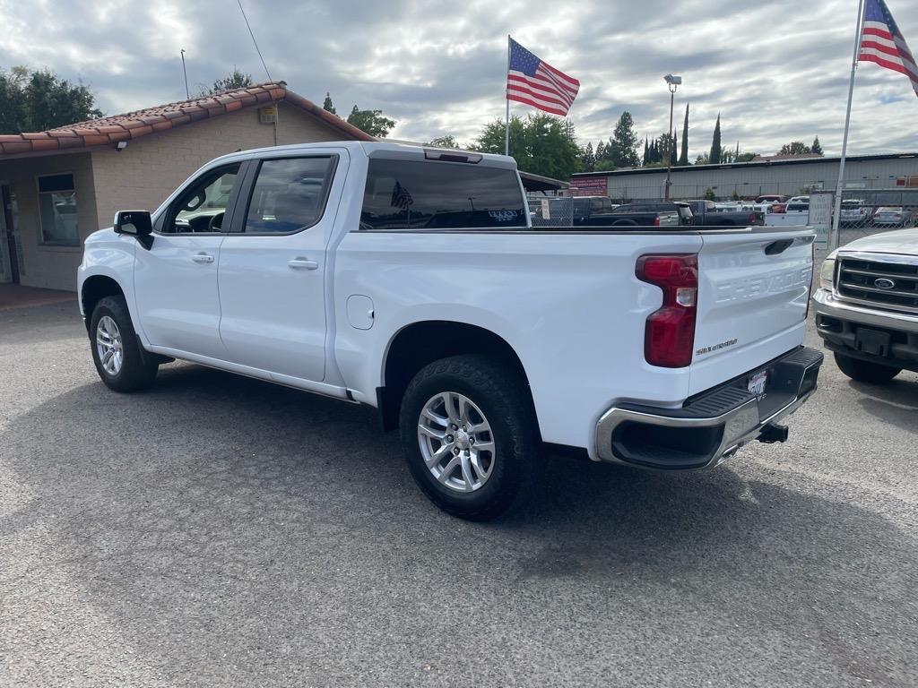 2022 Summit White Chevrolet Silverado 1500 Limited LT (3GCUYDET0NG) with an 3.0L Duramax 3.0L Diesel Turbo I6 277hp 460ft. lbs. Common Rail Direct Injection engine, 10-Speed Shiftable Automatic transmission, located at 800 Riverside Ave, Roseville, CA, 95678, (916) 773-4549, 38.732265, -121.291039 - DURAMAX DIESEL CREW CAB 4X4 LT ALLISON TRANSMISSION ONE OWNER CLEAN CARFAX - Photo#3