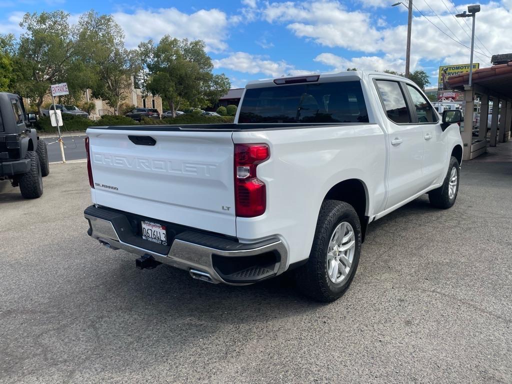 2022 Summit White Chevrolet Silverado 1500 Limited LT (3GCUYDET0NG) with an 3.0L Duramax 3.0L Diesel Turbo I6 277hp 460ft. lbs. Common Rail Direct Injection engine, 10-Speed Shiftable Automatic transmission, located at 800 Riverside Ave, Roseville, CA, 95678, (916) 773-4549, 38.732265, -121.291039 - DURAMAX DIESEL CREW CAB 4X4 LT ALLISON TRANSMISSION ONE OWNER CLEAN CARFAX - Photo#4