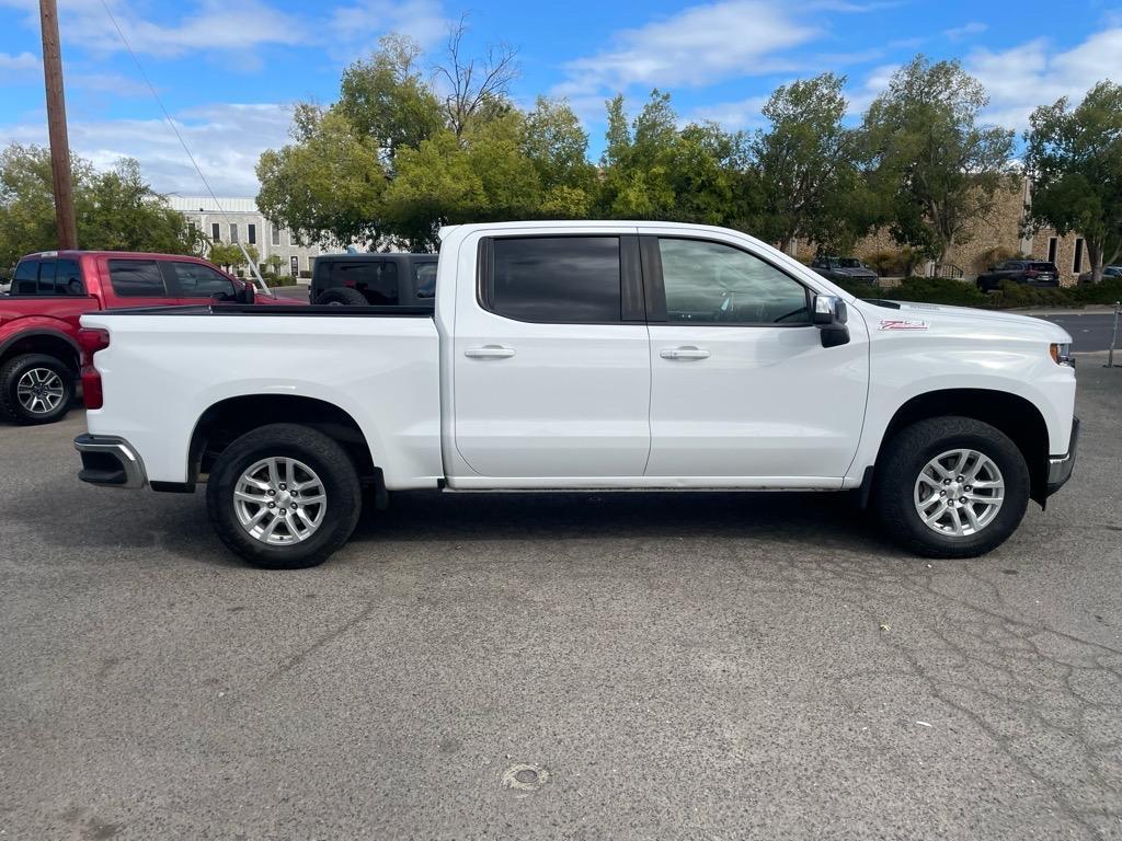 2022 Summit White Chevrolet Silverado 1500 Limited LT (3GCUYDET0NG) with an 3.0L Duramax 3.0L Diesel Turbo I6 277hp 460ft. lbs. Common Rail Direct Injection engine, 10-Speed Shiftable Automatic transmission, located at 800 Riverside Ave, Roseville, CA, 95678, (916) 773-4549, 38.732265, -121.291039 - DURAMAX DIESEL CREW CAB 4X4 LT ALLISON TRANSMISSION ONE OWNER CLEAN CARFAX - Photo#6