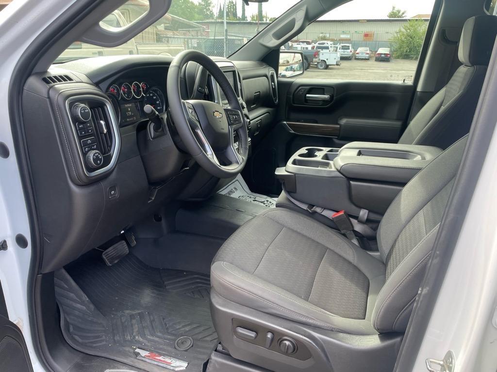2022 Summit White Chevrolet Silverado 1500 Limited LT (3GCUYDET0NG) with an 3.0L Duramax 3.0L Diesel Turbo I6 277hp 460ft. lbs. Common Rail Direct Injection engine, 10-Speed Shiftable Automatic transmission, located at 800 Riverside Ave, Roseville, CA, 95678, (916) 773-4549, 38.732265, -121.291039 - DURAMAX DIESEL CREW CAB 4X4 LT ALLISON TRANSMISSION ONE OWNER CLEAN CARFAX - Photo#11