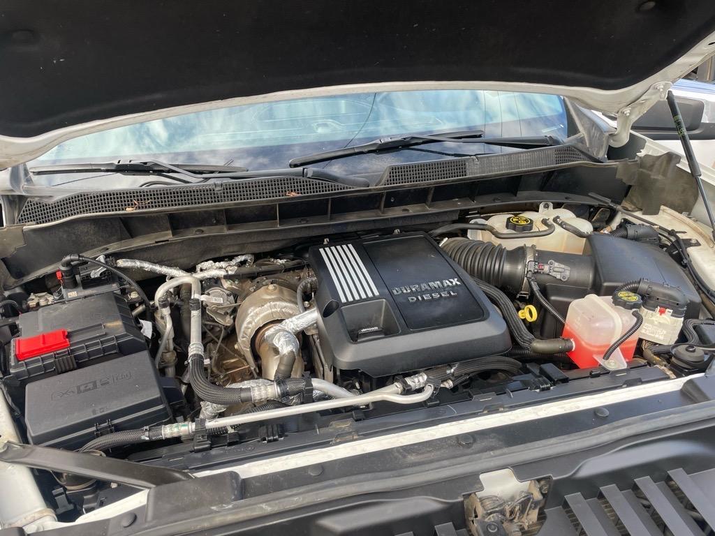 2022 Summit White Chevrolet Silverado 1500 Limited LT (3GCUYDET0NG) with an 3.0L Duramax 3.0L Diesel Turbo I6 277hp 460ft. lbs. Common Rail Direct Injection engine, 10-Speed Shiftable Automatic transmission, located at 800 Riverside Ave, Roseville, CA, 95678, (916) 773-4549, 38.732265, -121.291039 - DURAMAX DIESEL CREW CAB 4X4 LT ALLISON TRANSMISSION ONE OWNER CLEAN CARFAX - Photo#16