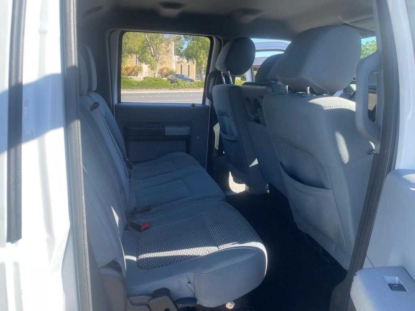 2013 Oxford White Ford F-250 Super Duty XLT (1FT7W2BT0DE) with an 6.7L Power Stroke 6.7L Biodiesel Turbo V8 400hp 800ft. lbs. Common Rail Direct Injection engine, 6-Speed Shiftable Automatic transmission, located at 800 Riverside Ave, Roseville, CA, 95678, (916) 773-4549, 38.732265, -121.291039 - DIESEL CREW CAB 4X4 XLT - Photo#13