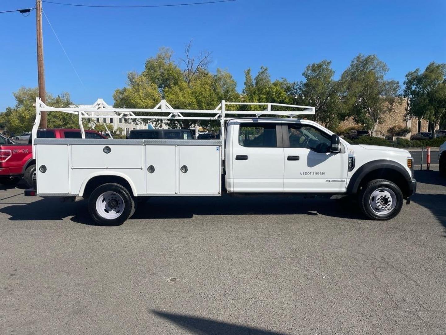 2019 White Ford F-450 Super Duty XL (1FD0W4HTXKE) with an 8 Cylinder Other engine, 6-Speed Automatic transmission, located at 800 Riverside Ave, Roseville, CA, 95678, (916) 773-4549, 38.732265, -121.291039 - Photo#5