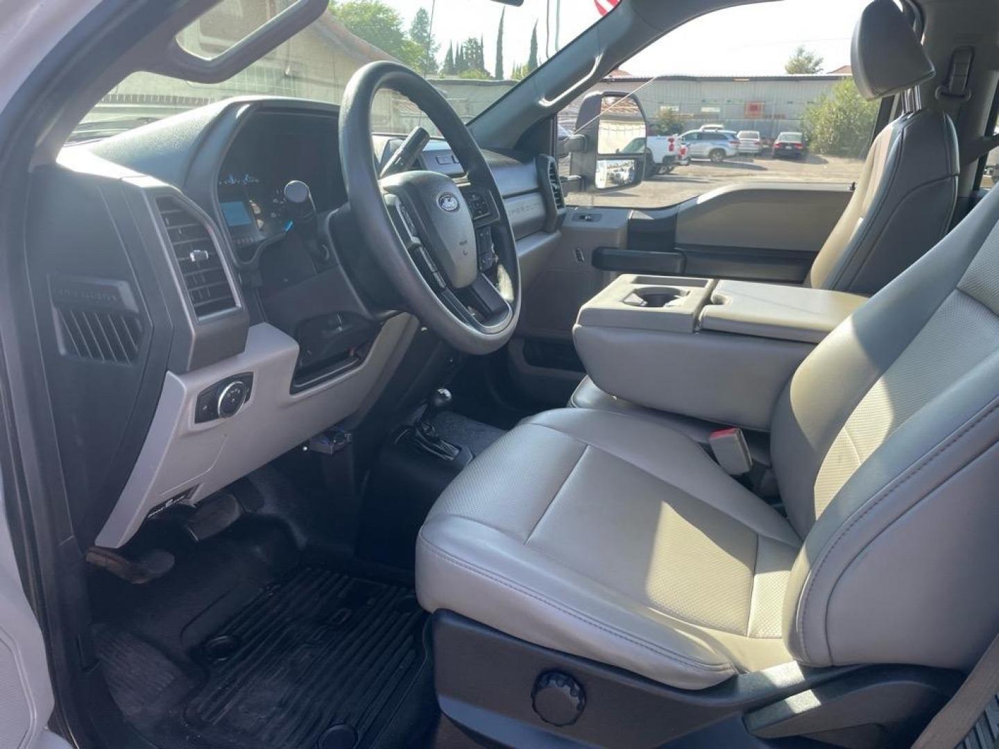 2019 White Ford F-450 Super Duty XL (1FD0W4HTXKE) with an 8 Cylinder Other engine, 6-Speed Automatic transmission, located at 800 Riverside Ave, Roseville, CA, 95678, (916) 773-4549, 38.732265, -121.291039 - Photo#9