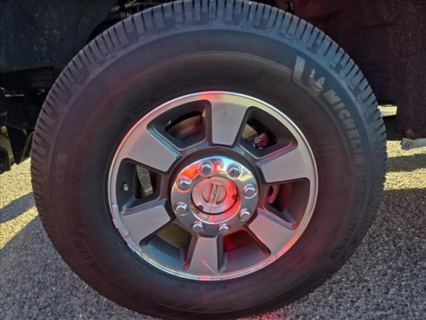 2011 Sterling Grey Metallic Ford F-250 Super Duty Lariat (1FT7W29F1BE) with an 6.7L Power Stroke 6.7L Biodiesel Turbo V8 400hp 800ft. lbs. Common Rail Direct Injection engine, 6-Speed Shiftable Automatic transmission, located at 800 Riverside Ave, Roseville, CA, 95678, (916) 773-4549, 38.732265, -121.291039 - DIESEL CREW CAB 4X4 FX4 LOW MILES 1 OWNER - Photo#7