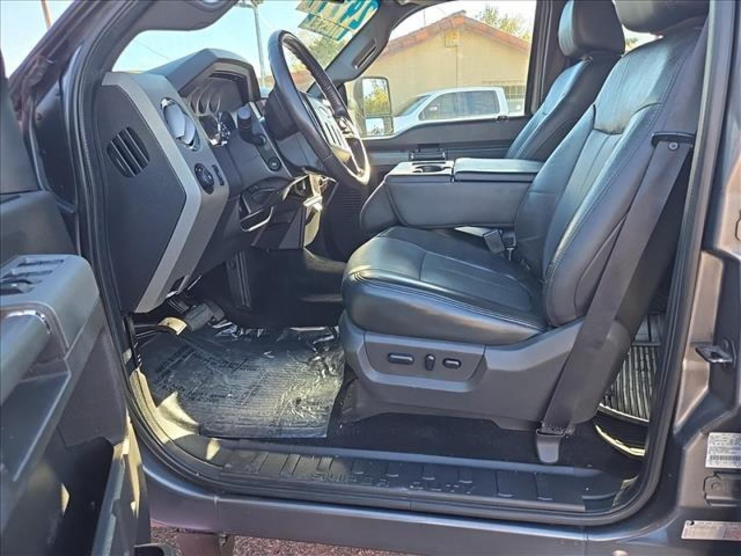 2011 Sterling Grey Metallic Ford F-250 Super Duty Lariat (1FT7W29F1BE) with an 6.7L Power Stroke 6.7L Biodiesel Turbo V8 400hp 800ft. lbs. Common Rail Direct Injection engine, 6-Speed Shiftable Automatic transmission, located at 800 Riverside Ave, Roseville, CA, 95678, (916) 773-4549, 38.732265, -121.291039 - DIESEL CREW CAB 4X4 FX4 LOW MILES 1 OWNER - Photo#14