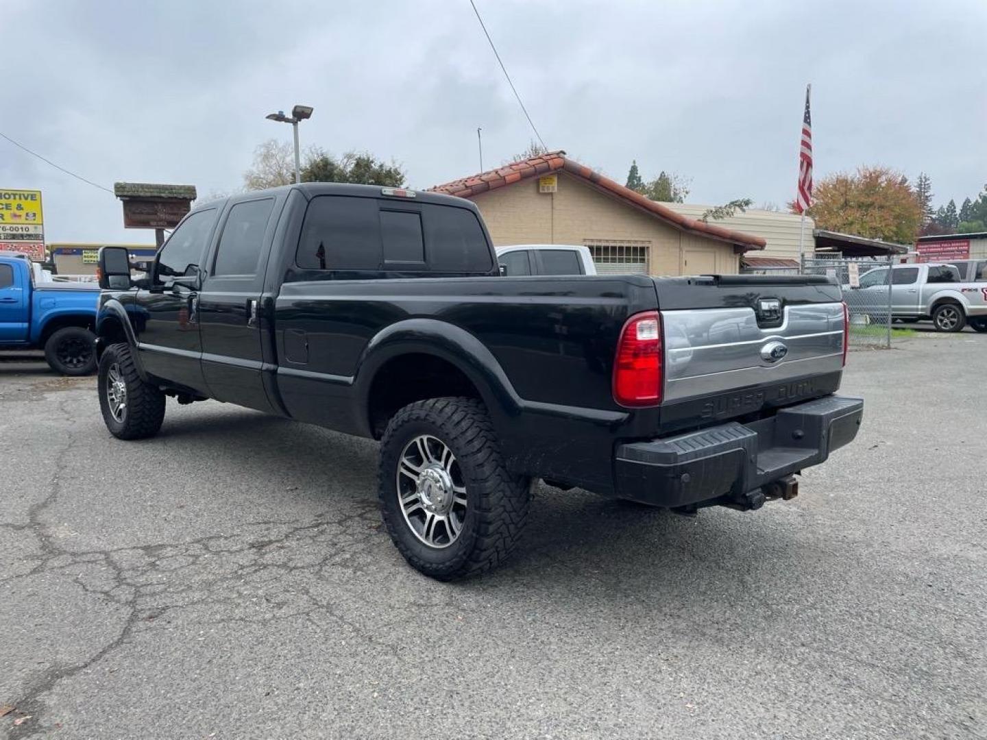 2013 Tuxedo Black Metallic Ford F-350 Super Duty Platinum (1FT8W3BT9DE) with an 6.7L Power Stroke 6.7L Biodiesel Turbo V8 400hp 800ft. lbs. Common Rail Direct Injection engine, 6-Speed Shiftable Automatic transmission, located at 800 Riverside Ave, Roseville, CA, 95678, (916) 773-4549, 38.732265, -121.291039 - Photo#8