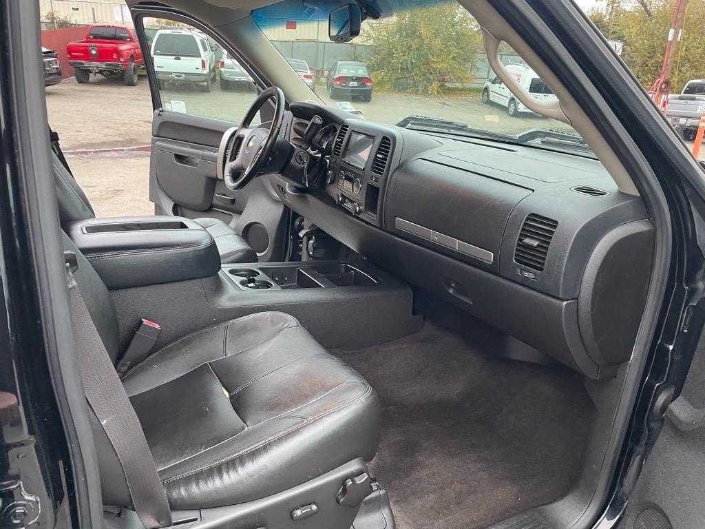 2013 Black Chevrolet Silverado 1500 LT (3GCPKSE78DG) with an 5.3L Vortec 5.3L Flex Fuel V8 315hp 335ft. lbs. Other engine, 6-Speed Shiftable Automatic transmission, located at 800 Riverside Ave, Roseville, CA, 95678, (916) 773-4549, 38.732265, -121.291039 - CREW CAB 4X4 LT LOW MILES SERVICE RECORDS ON CLEAN CARFAX - Photo#11