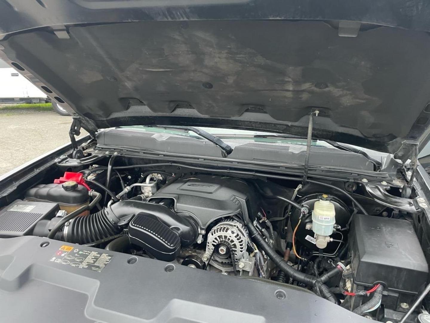 2013 Black Chevrolet Silverado 1500 LT (3GCPKSE78DG) with an 5.3L Vortec 5.3L Flex Fuel V8 315hp 335ft. lbs. Other engine, 6-Speed Shiftable Automatic transmission, located at 800 Riverside Ave, Roseville, CA, 95678, (916) 773-4549, 38.732265, -121.291039 - Photo#13