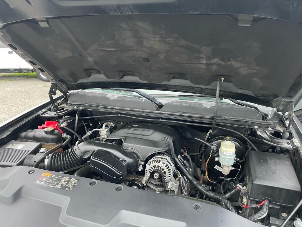2013 Black Chevrolet Silverado 1500 LT (3GCPKSE78DG) with an 5.3L Vortec 5.3L Flex Fuel V8 315hp 335ft. lbs. Other engine, 6-Speed Shiftable Automatic transmission, located at 800 Riverside Ave, Roseville, CA, 95678, (916) 773-4549, 38.732265, -121.291039 - CREW CAB 4X4 LT LOW MILES SERVICE RECORDS ON CLEAN CARFAX - Photo#13