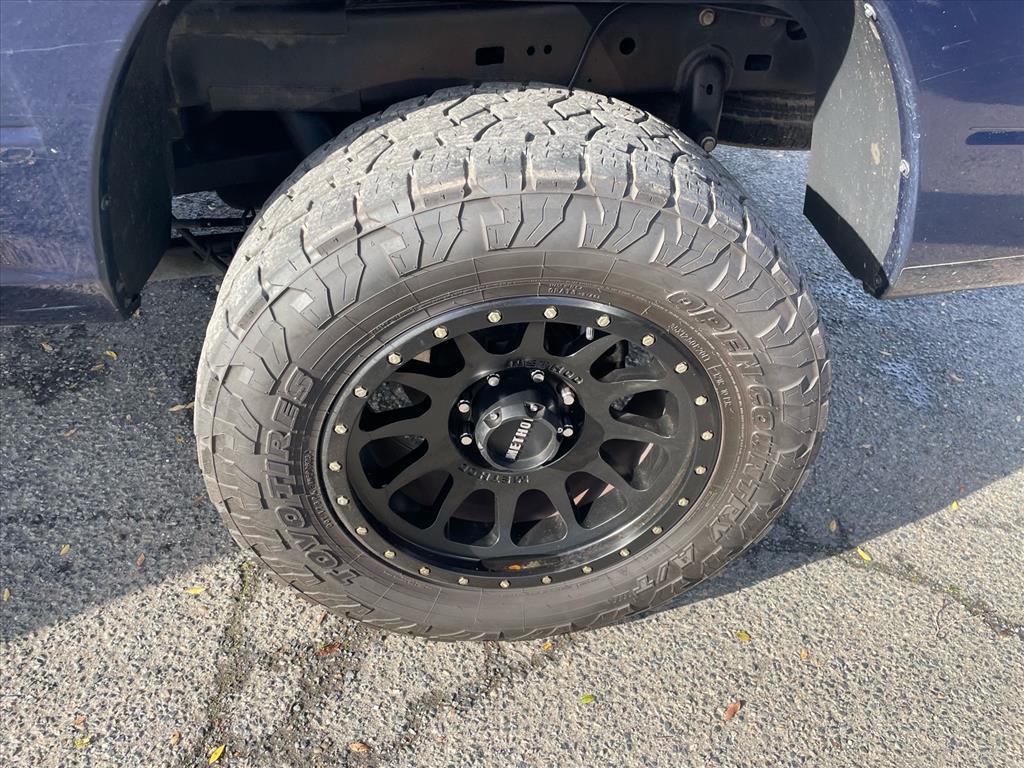 2017 Blue Streak Pearl Coat RAM 2500 Tradesman (3C6UR5CL4HG) with an 6.7L Cummins 6.7L Diesel Turbo I6 350hp 660ft. lbs. Common Rail Direct Injection engine, Automatic transmission, located at 800 Riverside Ave, Roseville, CA, 95678, (916) 773-4549, 38.732265, -121.291039 - DIESEL CREW CAB 4X4 TRADESMAN CLEAN CARFAX - Photo#6