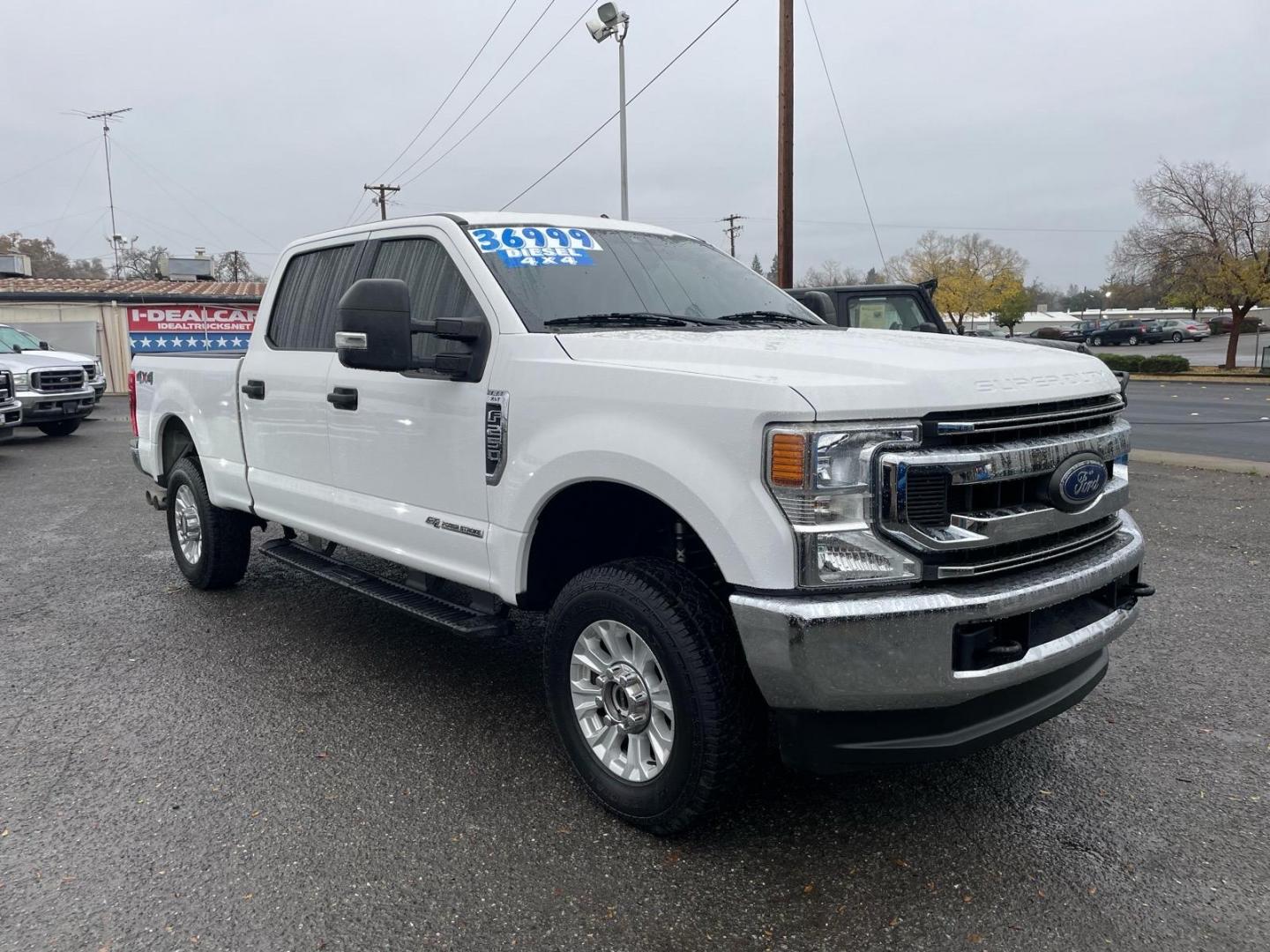 2020 Oxford White Ford F-250 Super Duty XLT (1FT7W2BT2LE) with an 6.7L Power Stroke 6.7L Biodiesel Turbo V8 475hp 1050ft. lbs. Common Rail Direct Injection engine, 6-Speed Shiftable Automatic transmission, located at 800 Riverside Ave, Roseville, CA, 95678, (916) 773-4549, 38.732265, -121.291039 - DIESEL CREW CAB 4X4 XLT - Photo#1