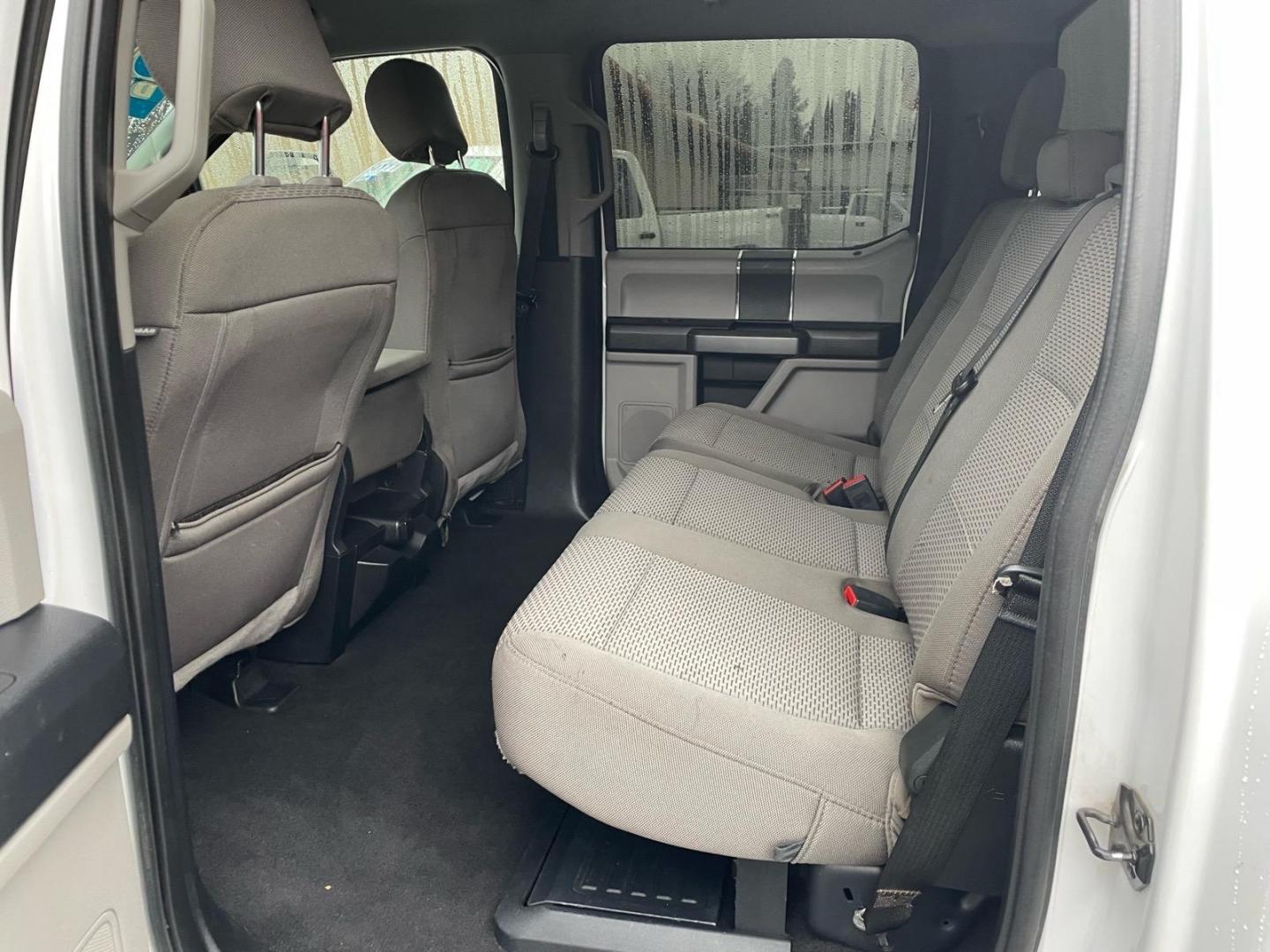 2020 Oxford White Ford F-250 Super Duty XLT (1FT7W2BT2LE) with an 6.7L Power Stroke 6.7L Biodiesel Turbo V8 475hp 1050ft. lbs. Common Rail Direct Injection engine, 6-Speed Shiftable Automatic transmission, located at 800 Riverside Ave, Roseville, CA, 95678, (916) 773-4549, 38.732265, -121.291039 - DIESEL CREW CAB 4X4 XLT - Photo#9