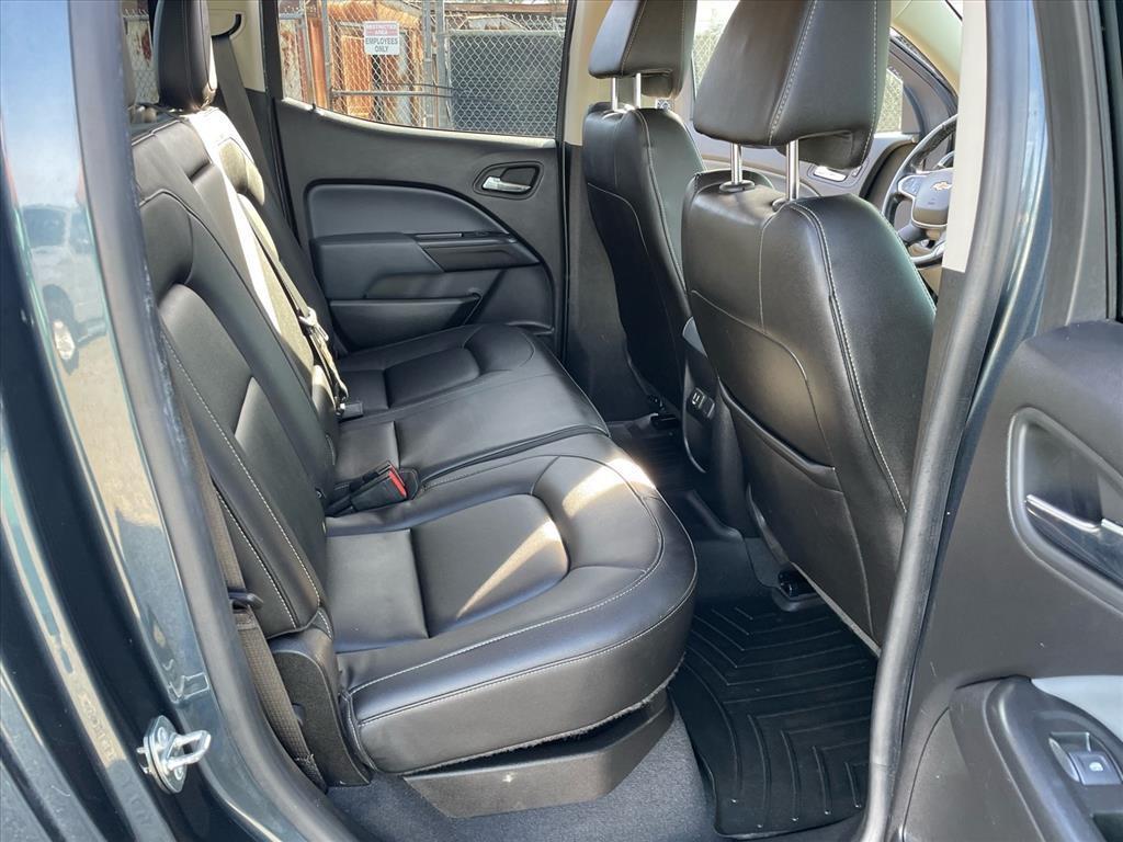 2019 Satin Steel Metallic Chevrolet Colorado Z71 (1GCPTDE18K1) with an 2.8L Duramax 2.8L Diesel Turbo I4 181hp 369ft. lbs. Common Rail Direct Injection engine, 6-Speed Shiftable Automatic transmission, located at 800 Riverside Ave, Roseville, CA, 95678, (916) 773-4549, 38.732265, -121.291039 - DURAMAX DIESEL CREW CAB 4X4 Z-71 ONE OWNER LEATHER - Photo#14