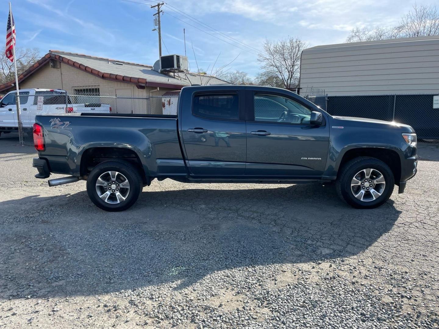 2019 Satin Steel Metallic Chevrolet Colorado Z71 (1GCPTDE18K1) with an 2.8L Duramax 2.8L Diesel Turbo I4 181hp 369ft. lbs. Common Rail Direct Injection engine, 6-Speed Shiftable Automatic transmission, located at 800 Riverside Ave, Roseville, CA, 95678, (916) 773-4549, 38.732265, -121.291039- Photo#6