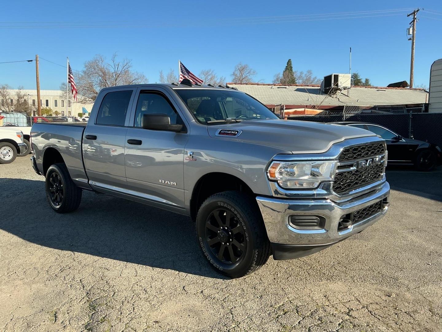 2022 Billet Silver Metallic Clear Coat RAM 2500 Tradesman (3C6UR5CL9NG) with an 6.7L Cummins 6.7L Diesel Turbo I6 370hp 850ft. lbs. Common Rail Direct Injection engine, 6-Speed Shiftable Automatic transmission, located at 800 Riverside Ave, Roseville, CA, 95678, (916) 773-4549, 38.732265, -121.291039 - CUMMINS DIESEL CREW CAB 4X4 TRADESMAN CLEAN CARFAX- Photo#1