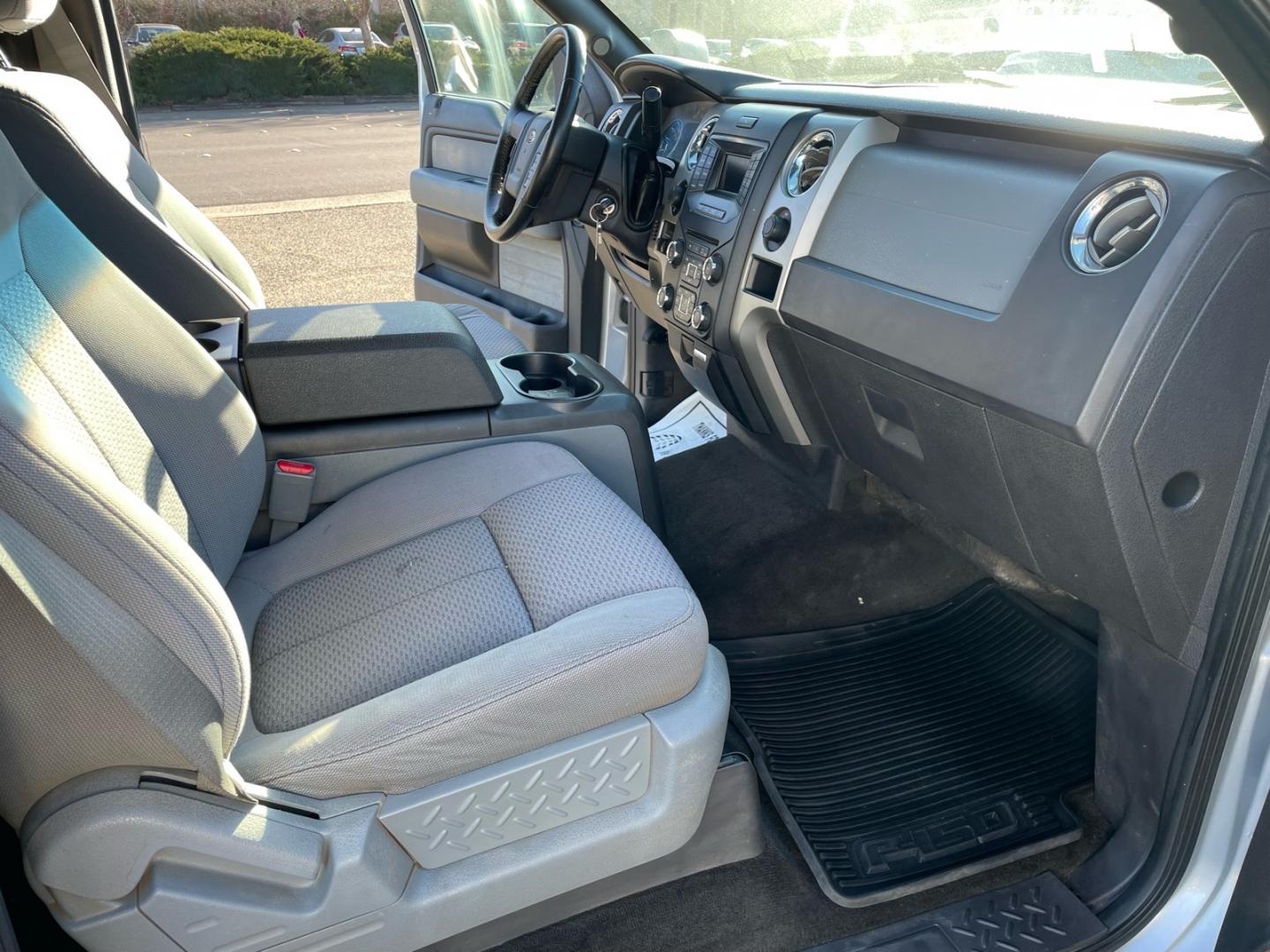2013 Ingot Silver Metallic Ford F-150 XLT (1FTFW1ET3DF) with an 3.5L EcoBoost 3.5L Twin Turbo V6 365hp 420ft. lbs. Direct Injection engine, 6-Speed Automatic transmission, located at 800 Riverside Ave, Roseville, CA, 95678, (916) 773-4549, 38.732265, -121.291039 - 4X4 SUPERCREW XLT ONE OWNER SERVICE RECORDS- Photo#12