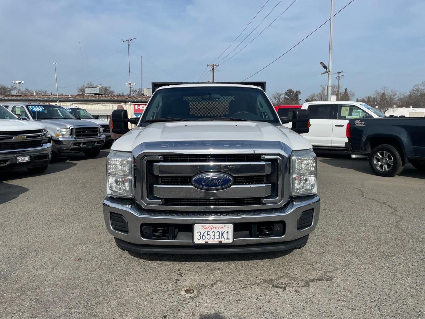 2013 Oxford White Ford F-350 Super Duty XLT (1FDBF3A67DE) with an 6.2L 6.2L Flex Fuel V8 385hp 405ft. lbs. Sequential Electronic Fuel Injection engine, 6-Speed Shiftable Automatic transmission, located at 800 Riverside Ave, Roseville, CA, 95678, (916) 773-4549, 38.732265, -121.291039 - Photo#6