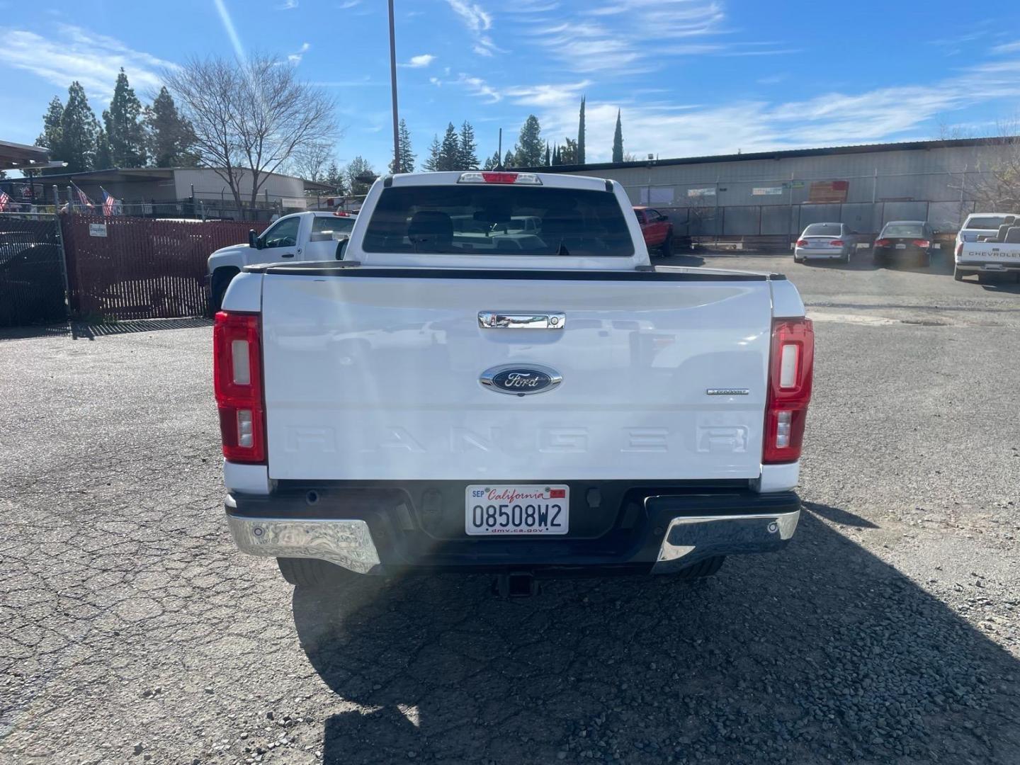 2019 Oxford White Ford Ranger XLT (1FTER1EH5KL) with an 2.3L EcoBoost 2.3L Turbo I4 270hp 310ft. lbs. Direct Injection engine, 10-Speed Shiftable Automatic transmission, located at 800 Riverside Ave, Roseville, CA, 95678, (916) 773-4549, 38.732265, -121.291039 - SUPER CAB ECOBOOST SERVICE RECORDS ON CLEAN CARFAX- Photo#8