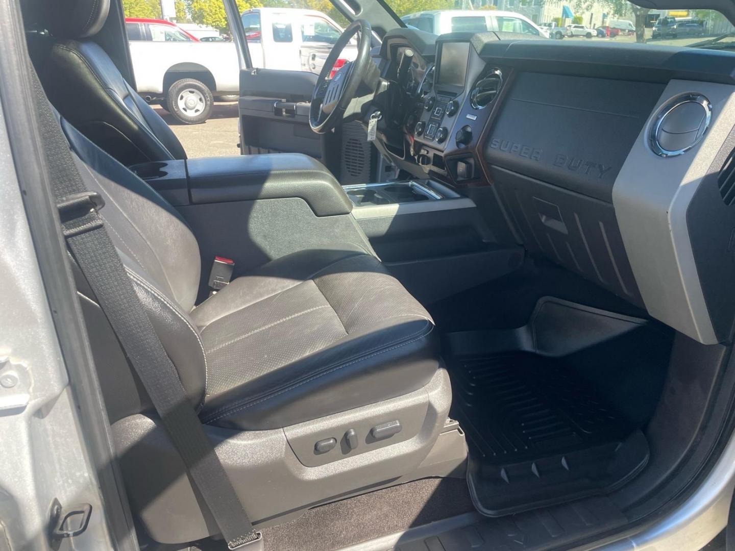 2016 Ingot Silver Ford F-250 Super Duty Lariat (1FT7W2BT1GE) with an 6.7L Power Stroke 6.7L Biodiesel Turbo V8 440hp 860ft. lbs. Common Rail Direct Injection engine, 6-Speed Shiftable Automatic transmission, located at 800 Riverside Ave, Roseville, CA, 95678, (916) 773-4549, 38.732265, -121.291039 - DIESEL CREW CAB 4X4 FX4 LARIAT FULLY LOADED MOON ROOF - Photo#13