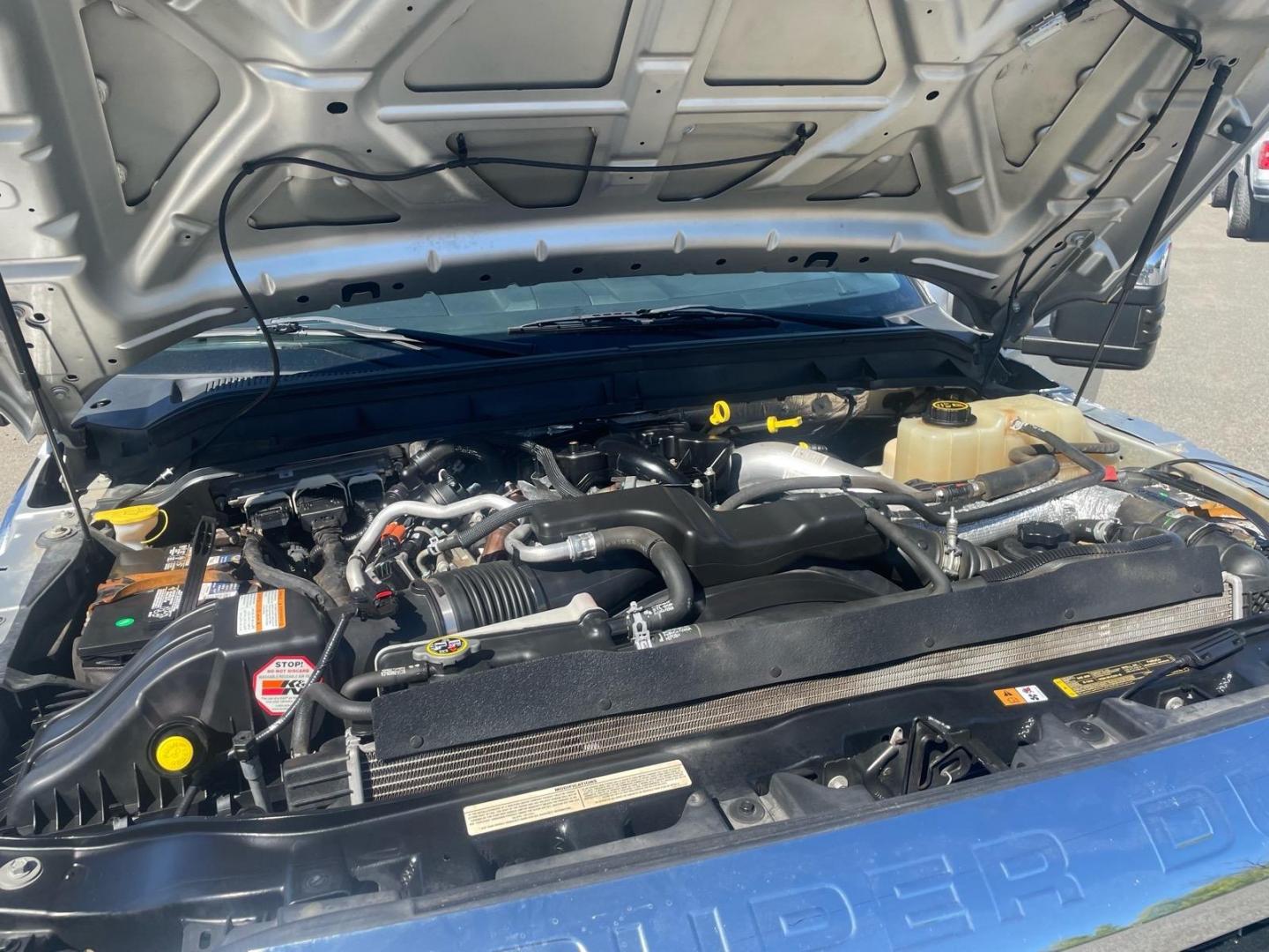 2016 Ingot Silver Ford F-250 Super Duty Lariat (1FT7W2BT1GE) with an 6.7L Power Stroke 6.7L Biodiesel Turbo V8 440hp 860ft. lbs. Common Rail Direct Injection engine, 6-Speed Shiftable Automatic transmission, located at 800 Riverside Ave, Roseville, CA, 95678, (916) 773-4549, 38.732265, -121.291039 - DIESEL CREW CAB 4X4 FX4 LARIAT FULLY LOADED MOON ROOF - Photo#15