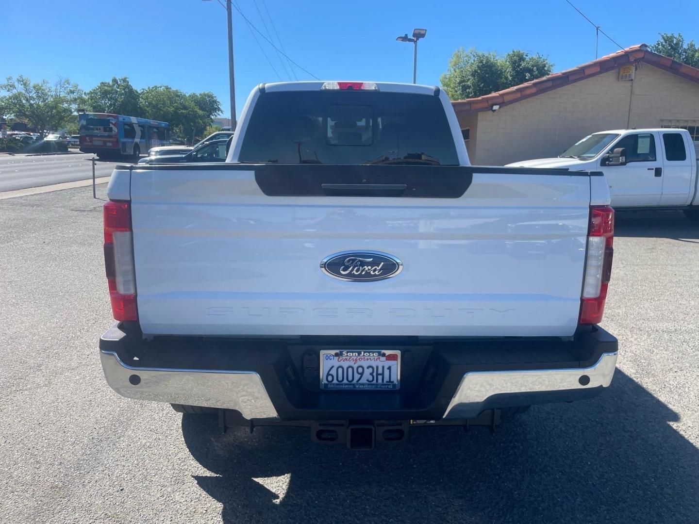 2017 Oxford White Ford F-250 Super Duty Lariat (1FT7W2BT0HE) with an 6.7L Power Stroke 6.7L Biodiesel Turbo V8 440hp 925ft. lbs. Common Rail Direct Injection engine, 6-Speed Shiftable Automatic transmission, located at 800 Riverside Ave, Roseville, CA, 95678, (916) 773-4549, 38.732265, -121.291039 - DIESEL CREW CAB 4X4 FX4 LARIAT TWIN PANEL MOON ROOF SERVICE RECORDS - Photo#8