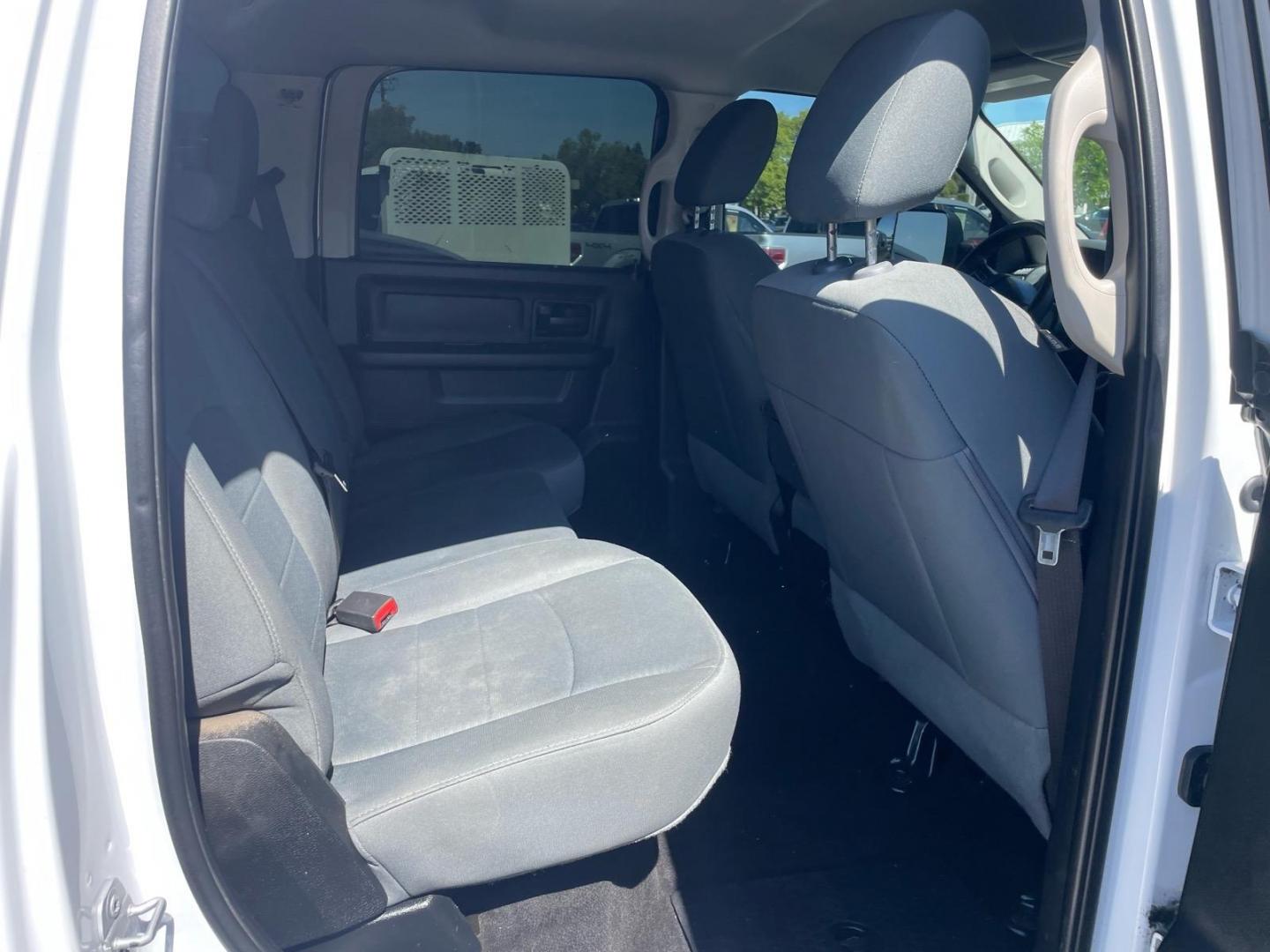 2015 Bright White Clear Coat RAM 2500 Tradesman (3C6UR5HLXFG) with an 6.7L Cummins 6.7L Diesel Turbo I6 350hp 660ft. lbs. Common Rail Direct Injection engine, Automatic transmission, located at 800 Riverside Ave, Roseville, CA, 95678, (916) 773-4549, 38.732265, -121.291039 - CUMMINS DIESEL CRW CAB 4X4 TRADESMAN CLEAN CARFAX - Photo#11