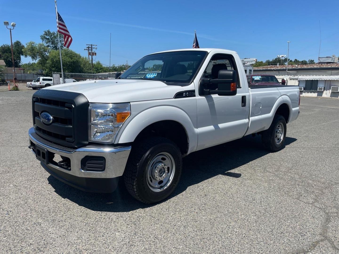 2012 Oxford White Ford F-250 Super Duty XL (1FTBF2B63CE) with an 6.2L 6.2L Flex Fuel V8 385hp 405ft. lbs. Sequential Electronic Fuel Injection engine, 6-Speed Shiftable Automatic transmission, located at 800 Riverside Ave, Roseville, CA, 95678, (916) 773-4549, 38.732265, -121.291039 - 4X4 XL LOW MILES - Photo#0