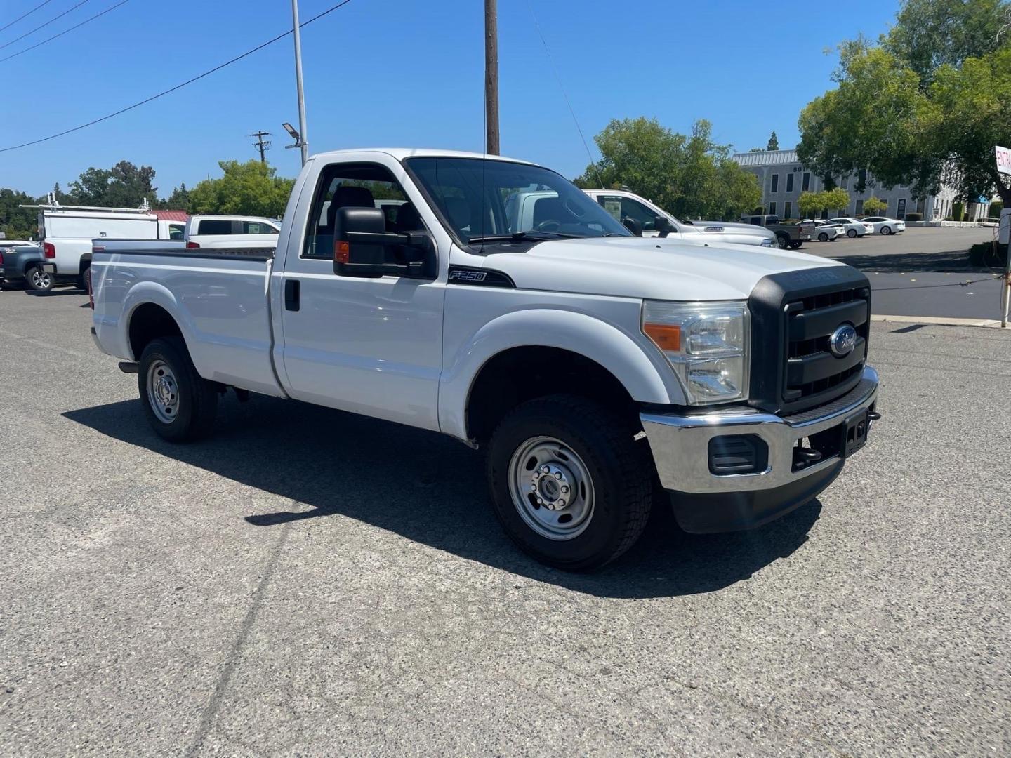 2012 Oxford White Ford F-250 Super Duty XL (1FTBF2B63CE) with an 6.2L 6.2L Flex Fuel V8 385hp 405ft. lbs. Sequential Electronic Fuel Injection engine, 6-Speed Shiftable Automatic transmission, located at 800 Riverside Ave, Roseville, CA, 95678, (916) 773-4549, 38.732265, -121.291039 - 4X4 XL LOW MILES - Photo#6