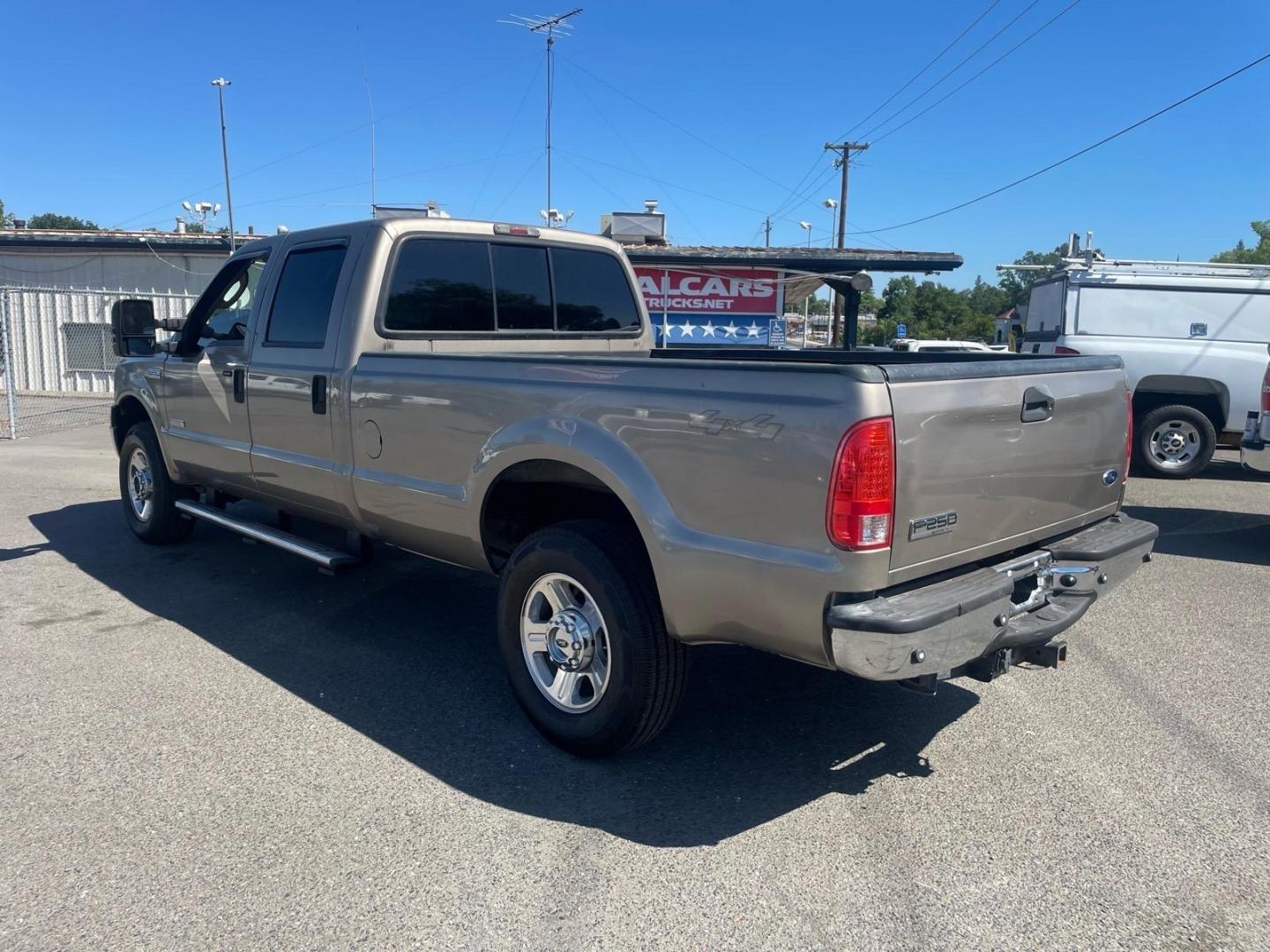 2006 Arizona Beige Clearcoat Metallic (aq) Ford F-250 Super Duty Lariat (1FTSW21P86E) with an 6.0L Power Stroke 6.0L Diesel Turbo V8 325hp 560ft. lbs. Direct Injection engine, 5-Speed Automatic transmission, located at 800 Riverside Ave, Roseville, CA, 95678, (916) 773-4549, 38.732265, -121.291039- Photo#2