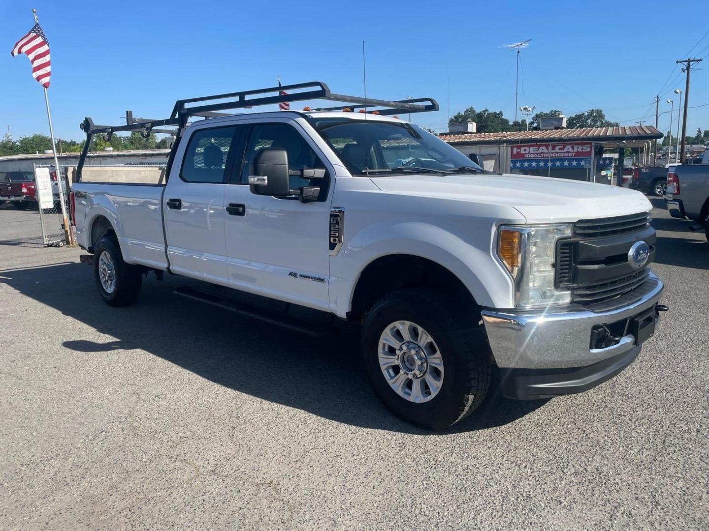 2017 Oxford White Ford F-250 Super Duty XL (1FT7W2BTXHE) with an 6.7L Power Stroke 6.7L Biodiesel Turbo V8 440hp 925ft. lbs. Common Rail Direct Injection engine, 6-Speed Shiftable Automatic transmission, located at 800 Riverside Ave, Roseville, CA, 95678, (916) 773-4549, 38.732265, -121.291039 - Photo#6