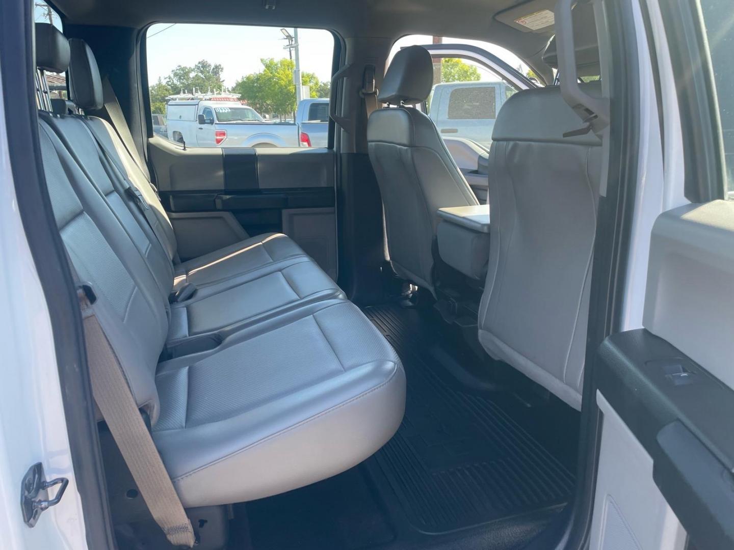 2017 Oxford White Ford F-250 Super Duty XL (1FT7W2BTXHE) with an 6.7L Power Stroke 6.7L Biodiesel Turbo V8 440hp 925ft. lbs. Common Rail Direct Injection engine, 6-Speed Shiftable Automatic transmission, located at 800 Riverside Ave, Roseville, CA, 95678, (916) 773-4549, 38.732265, -121.291039 - Photo#12