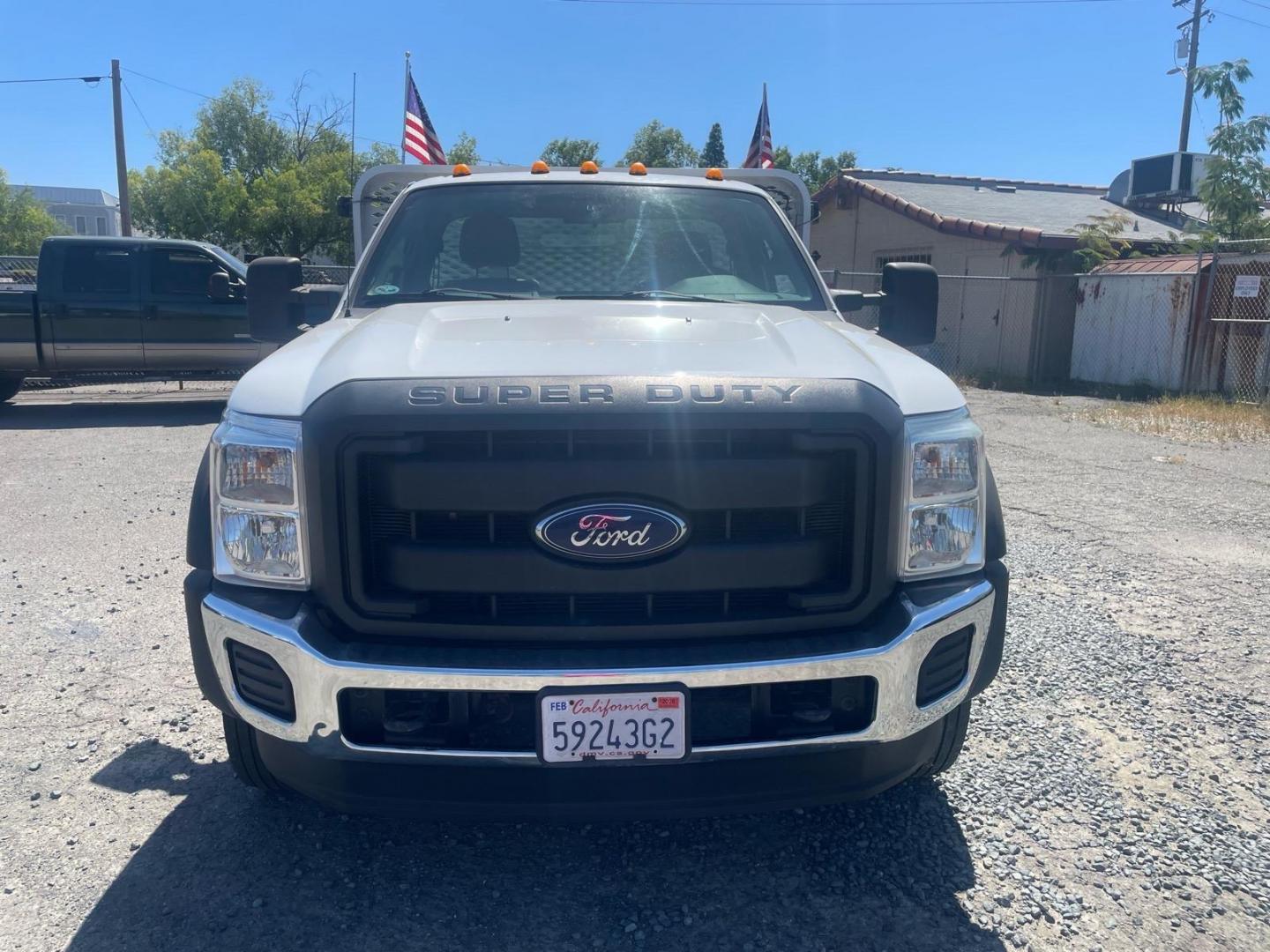 2016 White Ford F550 XL (1FDUF5GT3GE) with an 8 Cylinder Other engine, 6-Speed Automatic transmission, located at 800 Riverside Ave, Roseville, CA, 95678, (916) 773-4549, 38.732265, -121.291039 - Photo#7