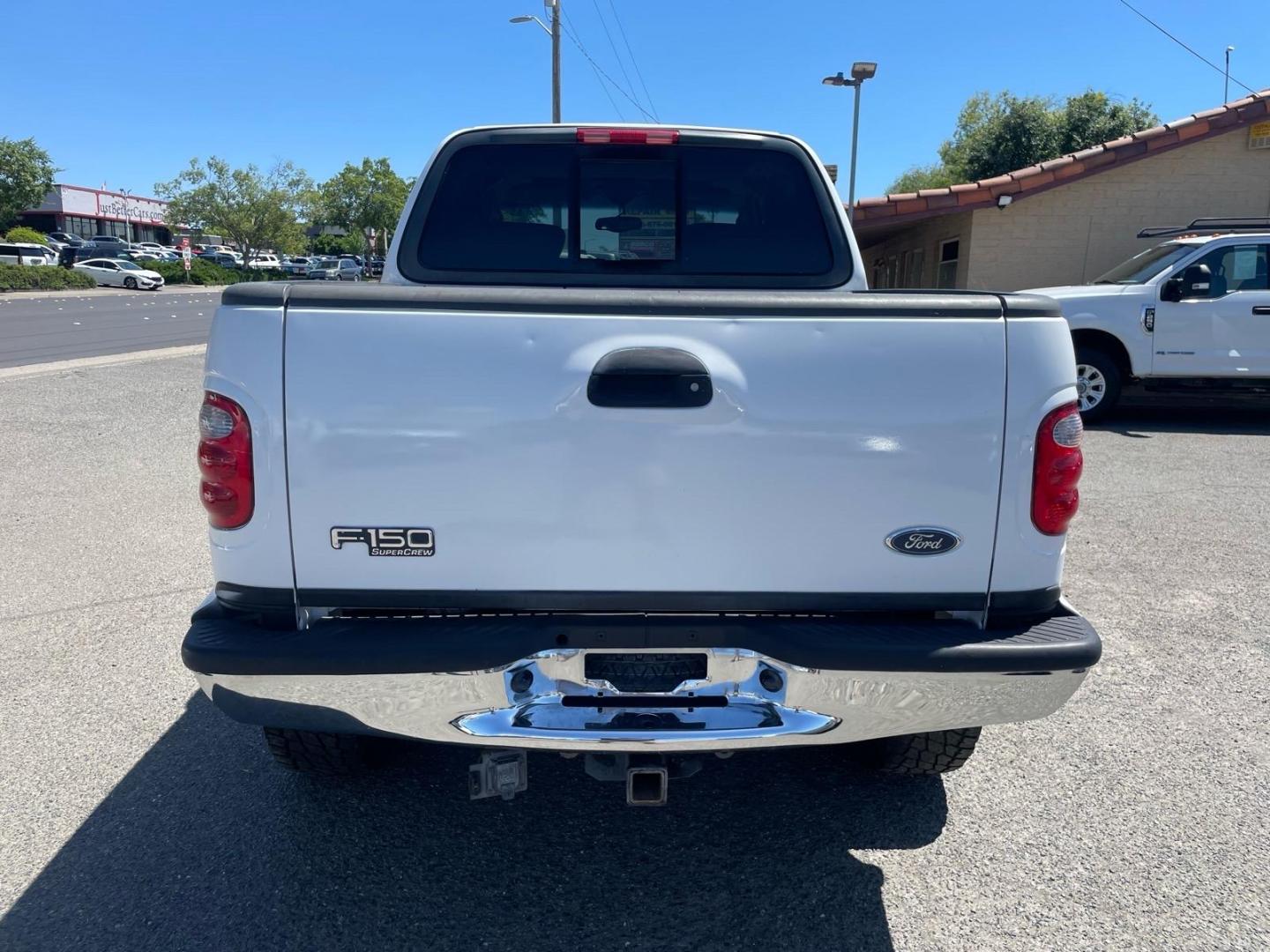 2003 Oxford White Ford F-150 Lariat (1FTRW08L83K) with an Triton 5.4L V8 260hp 350ft. lbs. Other engine, 4-Speed Automatic transmission, located at 800 Riverside Ave, Roseville, CA, 95678, (916) 773-4549, 38.732265, -121.291039 - 4X4 SUPERCREW LARIAT LOW MILES MOON ROOF- Photo#7
