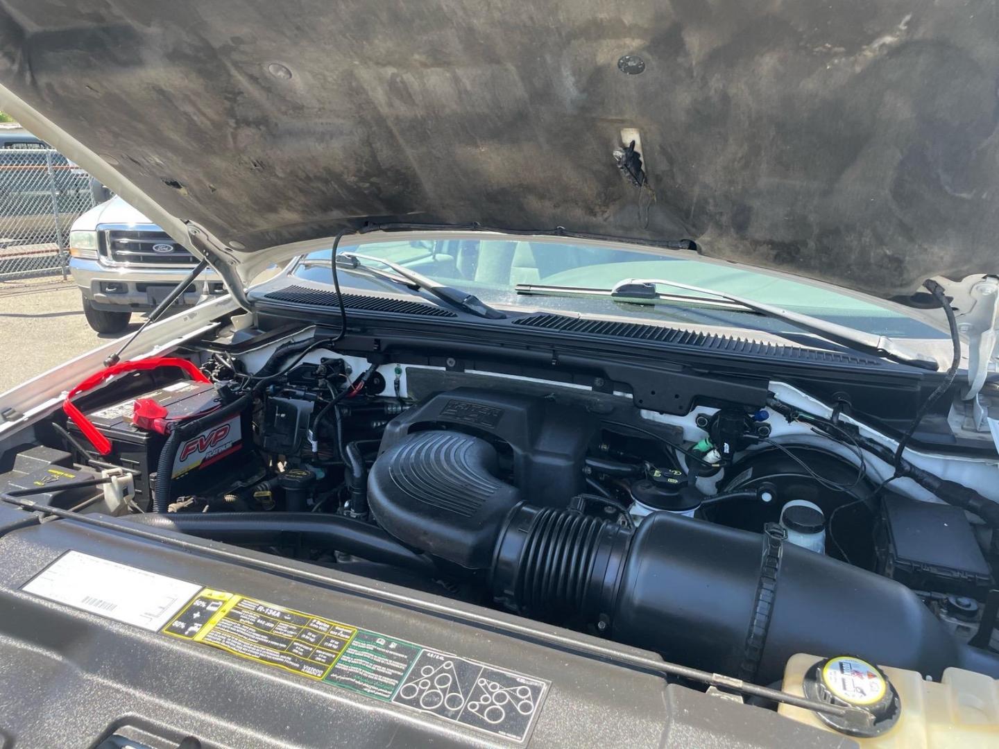 2003 Oxford White Ford F-150 Lariat (1FTRW08L83K) with an Triton 5.4L V8 260hp 350ft. lbs. Other engine, 4-Speed Automatic transmission, located at 800 Riverside Ave, Roseville, CA, 95678, (916) 773-4549, 38.732265, -121.291039 - 4X4 SUPERCREW LARIAT LOW MILES MOON ROOF- Photo#14