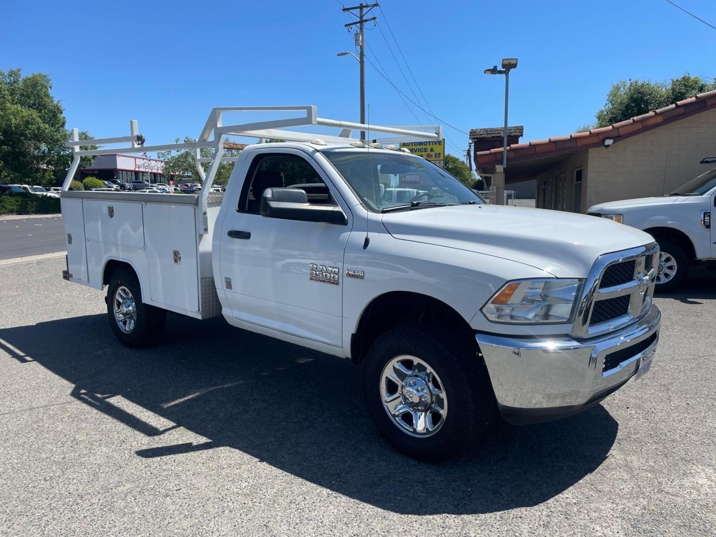 2014 White RAM 3500 Tradesman (3C7WR8AJ2EG) with an HEMI 6.4L V8 370hp 429ft. lbs. Other engine, 6-Speed Shiftable Automatic transmission, located at 800 Riverside Ave, Roseville, CA, 95678, (916) 773-4549, 38.732265, -121.291039 - Photo#1