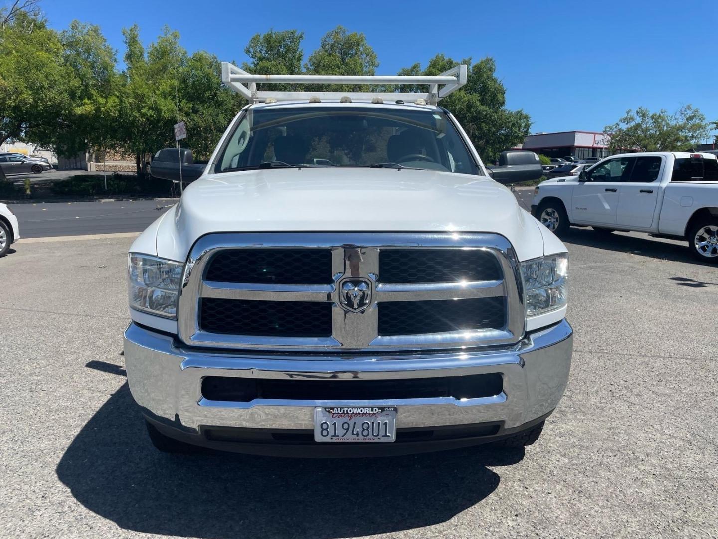 2014 White RAM 3500 Tradesman (3C7WR8AJ2EG) with an HEMI 6.4L V8 370hp 429ft. lbs. Other engine, 6-Speed Shiftable Automatic transmission, located at 800 Riverside Ave, Roseville, CA, 95678, (916) 773-4549, 38.732265, -121.291039 - Photo#7