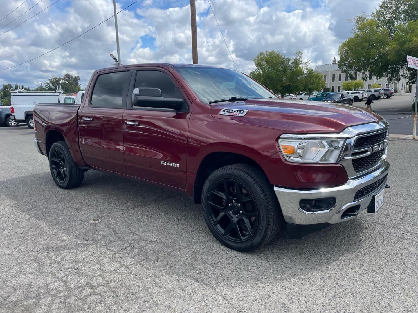 2020 Delmonico Red Pearl Coat RAM 1500 Big Horn (1C6SRFFM0LN) with an 3.0L EcoDiesel 3.0L Biodiesel Turbo V6 260hp 480ft. lbs. Common Rail Direct Injection engine, 8-Speed Shiftable Automatic transmission, located at 800 Riverside Ave, Roseville, CA, 95678, (916) 773-4549, 38.732265, -121.291039 - ECODIESEL CREW CAB 4X4 BIG HORN SERVICE RECORDS CLEAN CARFAX - Photo#1