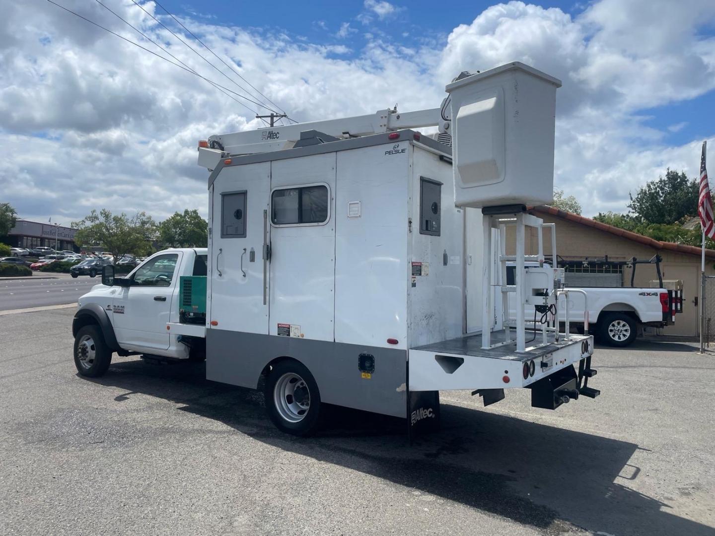2016 White RAM 5500 Tradesman (3C7WRMBL1GG) with an 6.7L 6 Cylinder Other engine, 6-Speed Automatic transmission, located at 800 Riverside Ave, Roseville, CA, 95678, (916) 773-4549, 38.732265, -121.291039 - DIESEL BUCKET TRUCK BOOM TRUCK UTILITY TRUCK CRANE TRUCK CONTRACTOR TRUCK- Photo#2