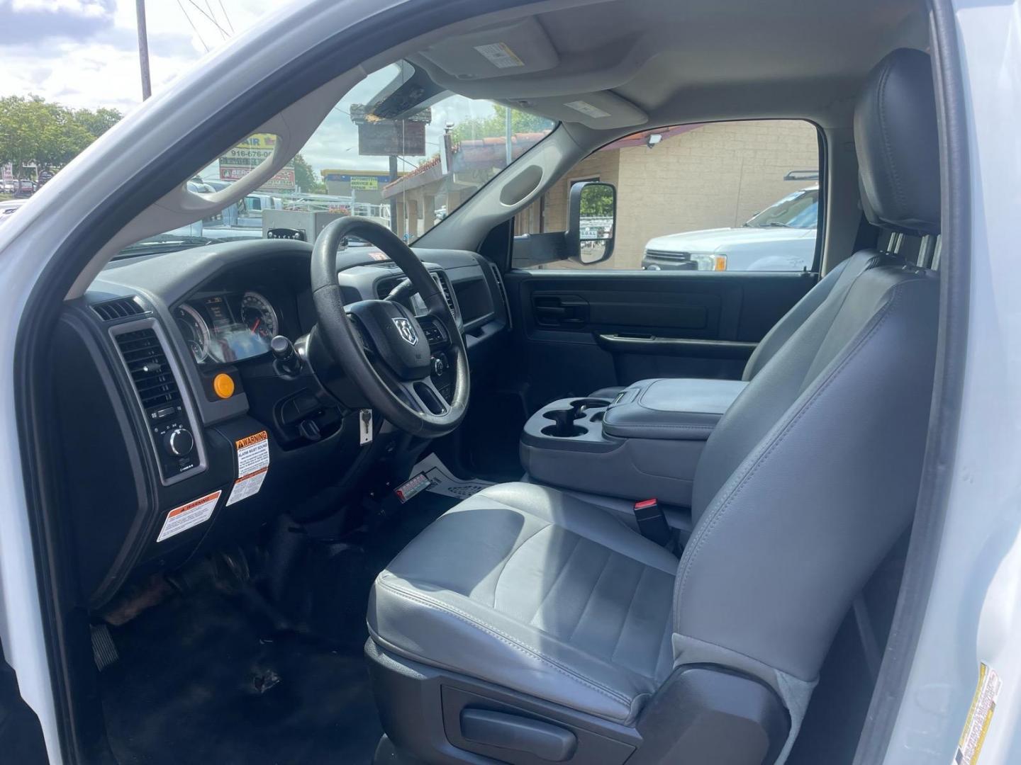 2016 White RAM 5500 Tradesman (3C7WRMBL1GG) with an 6.7L 6 Cylinder Other engine, 6-Speed Automatic transmission, located at 800 Riverside Ave, Roseville, CA, 95678, (916) 773-4549, 38.732265, -121.291039 - DIESEL BUCKET TRUCK BOOM TRUCK UTILITY TRUCK CRANE TRUCK CONTRACTOR TRUCK- Photo#10