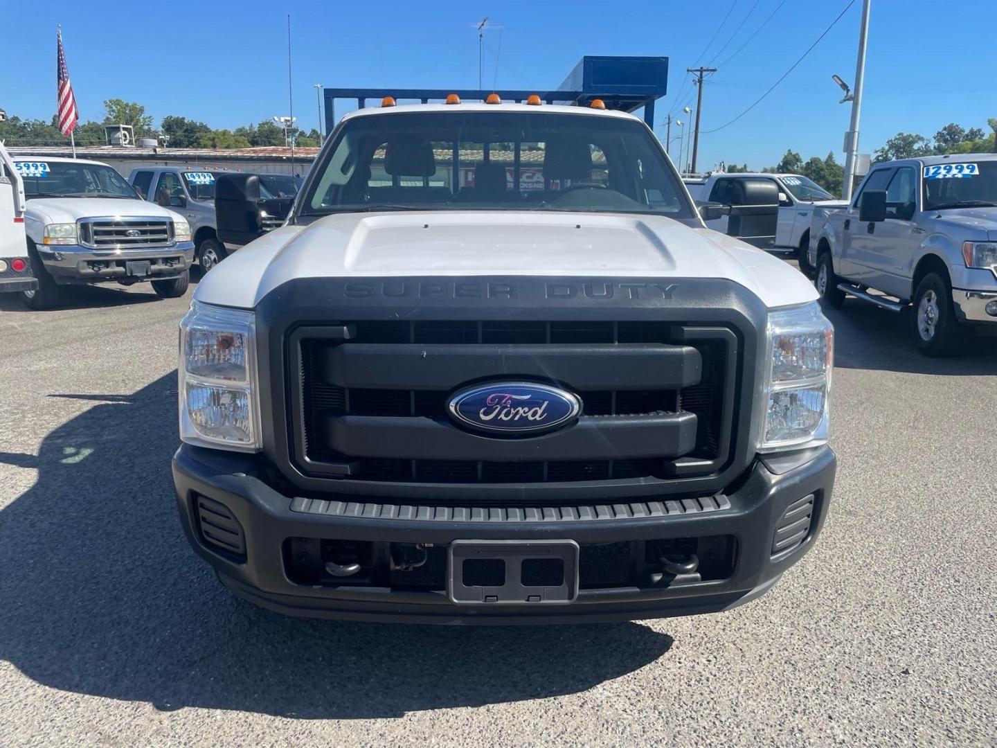 2016 White Ford F-350 Super Duty XL (1FDRF3ET8GE) with an 6.7L Power Stroke 6.7L Biodiesel Turbo V8 300hp 660ft. lbs. Common Rail Direct Injection engine, 6-Speed Shiftable Automatic transmission, located at 800 Riverside Ave, Roseville, CA, 95678, (916) 773-4549, 38.732265, -121.291039 - Photo#7