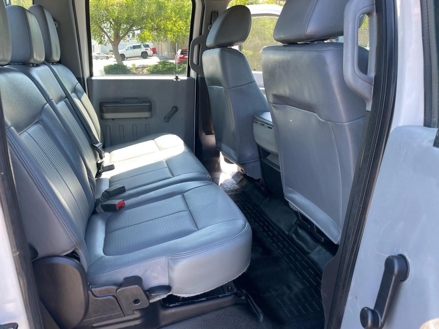 2014 White Ford F-350 Super Duty XL (1FD8W3FTXEE) with an 6.7L Power Stroke 6.7L Biodiesel Turbo V8 300hp 660ft. lbs. Common Rail Direct Injection engine, 6-Speed Shiftable Automatic transmission, located at 800 Riverside Ave, Roseville, CA, 95678, (916) 773-4549, 38.732265, -121.291039- Photo#11