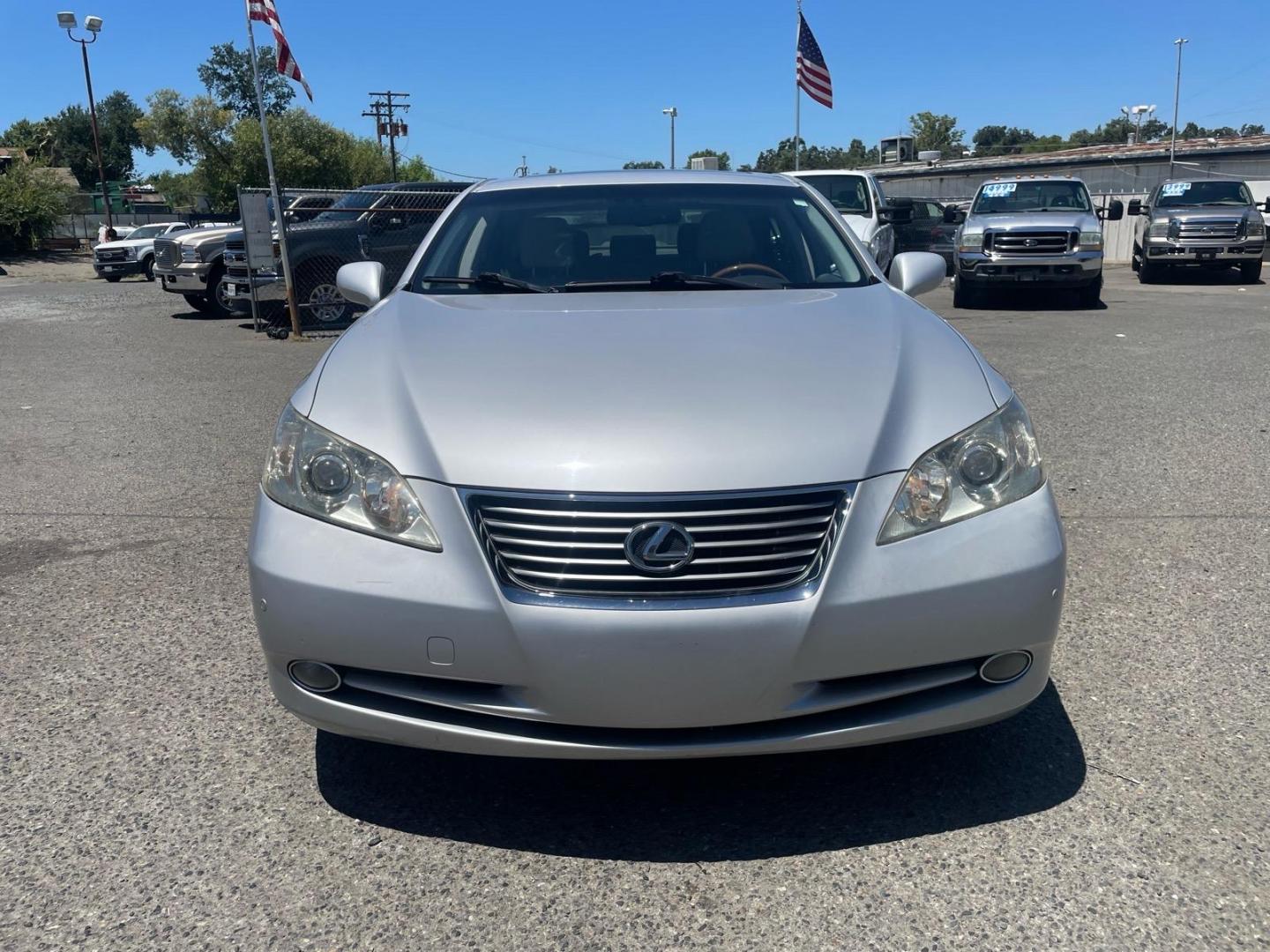 2008 Tungsten Pearl Lexus ES 350 Base (JTHBJ46G682) with an 3.5L 3.5L V6 272hp 254ft. lbs. Other engine, 6-Speed Automatic w/Sequential Shift Mode transmission, located at 800 Riverside Ave, Roseville, CA, 95678, (916) 773-4549, 38.732265, -121.291039- Photo#7