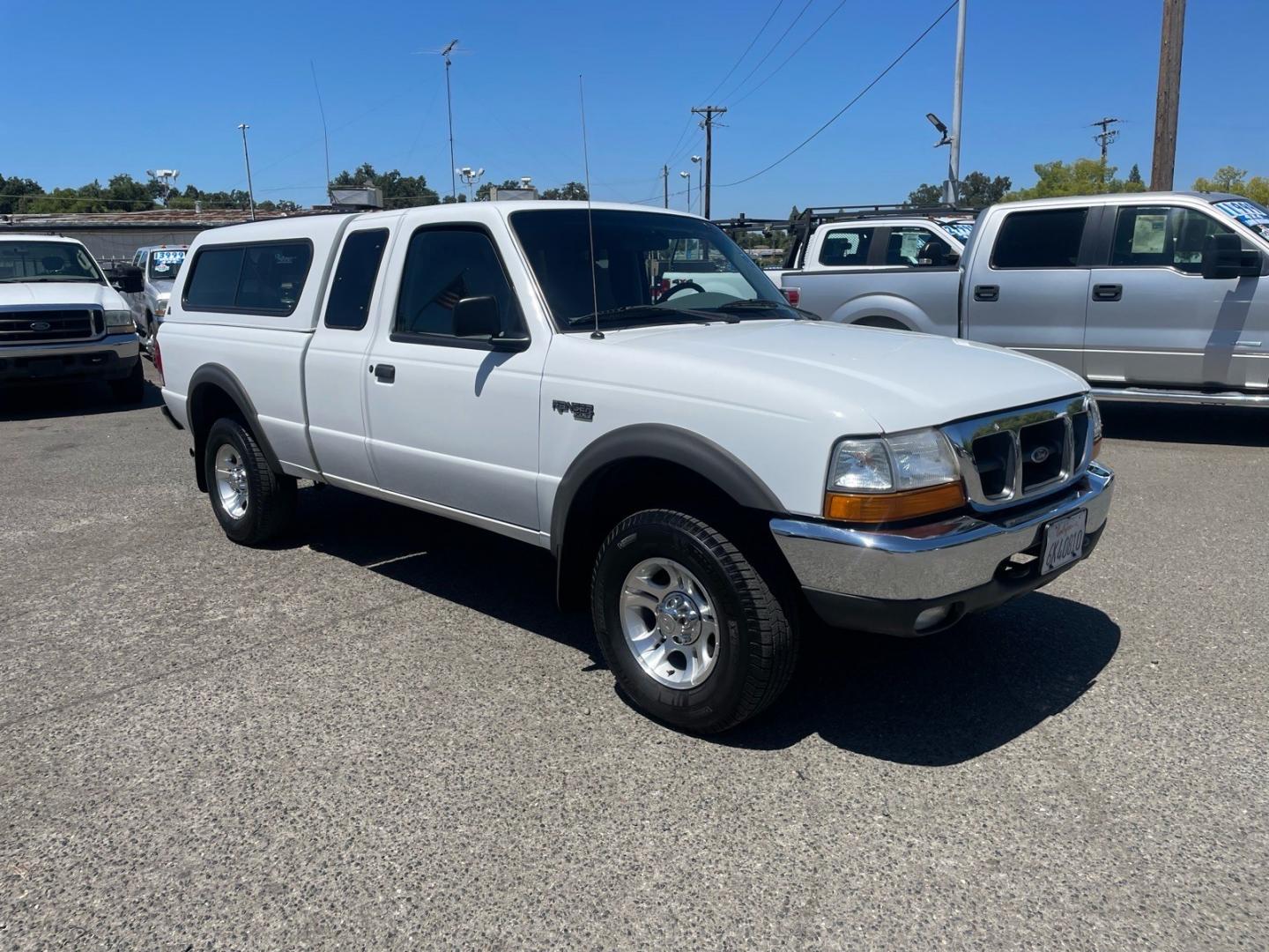 2000 Oxford White Clearcoat Ford Ranger XLT (1FTZR15V0YT) with an 3.0L V6 150hp 190ft. lbs. Other engine, 5-Speed Manual transmission, located at 800 Riverside Ave, Roseville, CA, 95678, (916) 773-4549, 38.732265, -121.291039- Photo#1