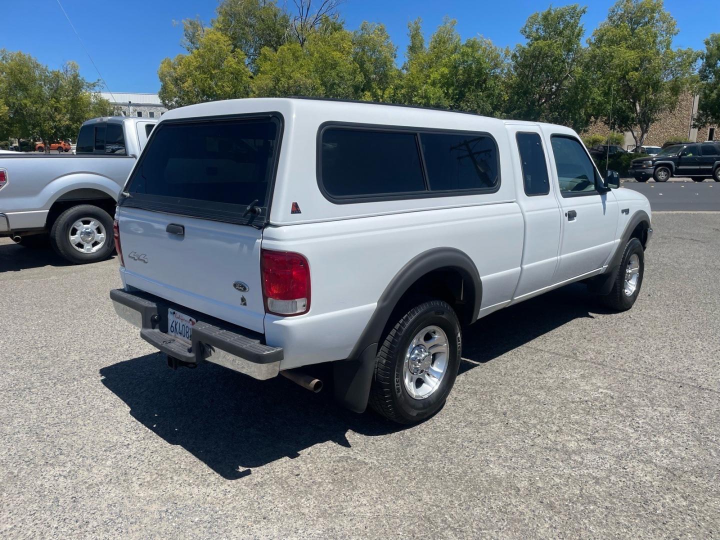 2000 Oxford White Clearcoat Ford Ranger XLT (1FTZR15V0YT) with an 3.0L V6 150hp 190ft. lbs. Other engine, 5-Speed Manual transmission, located at 800 Riverside Ave, Roseville, CA, 95678, (916) 773-4549, 38.732265, -121.291039- Photo#3