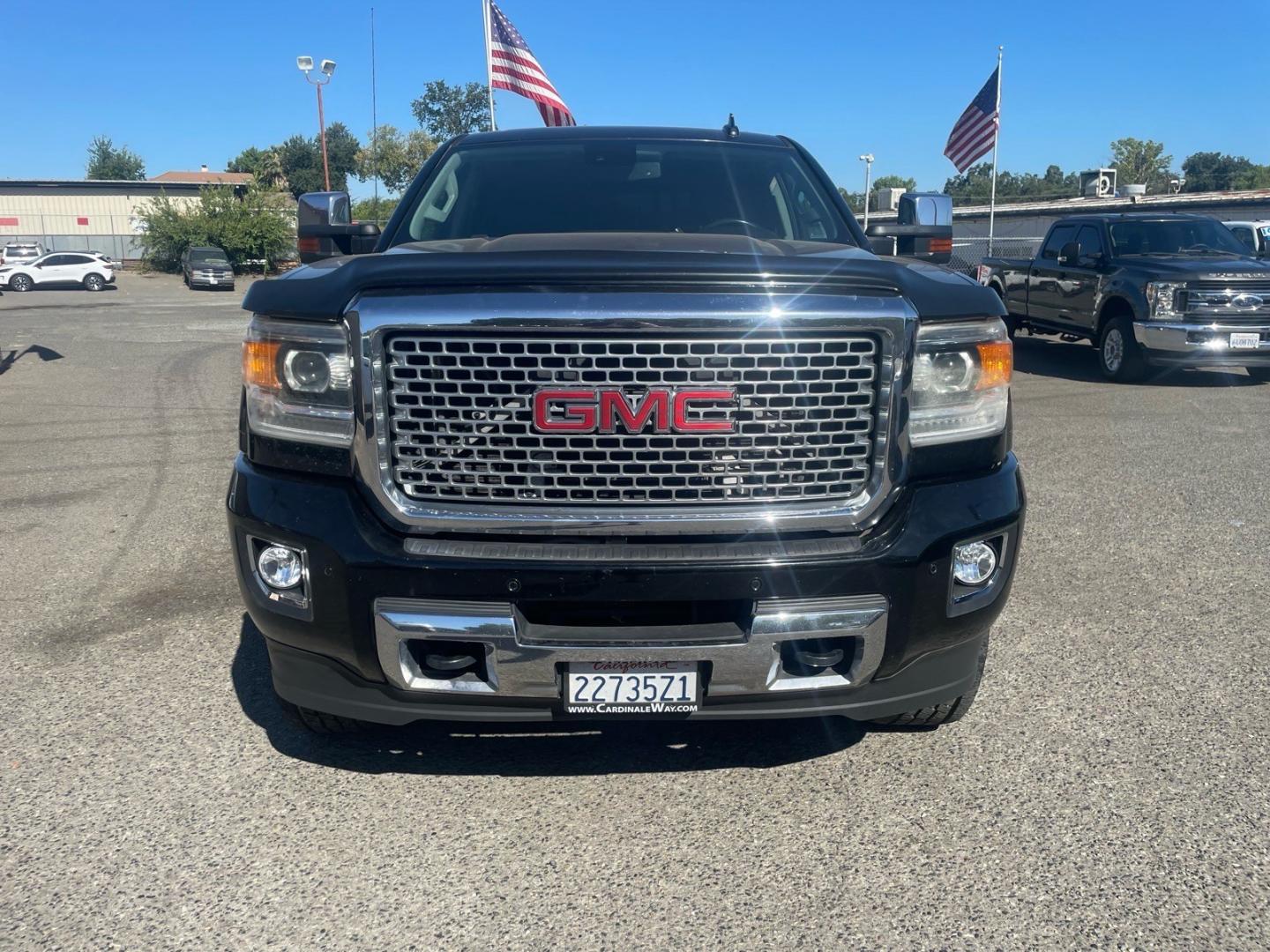 2016 Onyx Black GMC Sierra 2500HD Denali (1GT12UE83GF) with an 6.6L Duramax 6.6L Diesel Turbo V8 397hp 765ft. lbs. Common Rail Direct Injection engine, Allison 1000 6-Speed Shiftable Automatic transmission, located at 800 Riverside Ave, Roseville, CA, 95678, (916) 773-4549, 38.732265, -121.291039- Photo#7